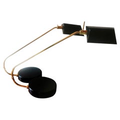 Tischlampen Design von Nordic  Büro-Schreibtisch aus Messing im Stil von Mid-Century Modern, Italien