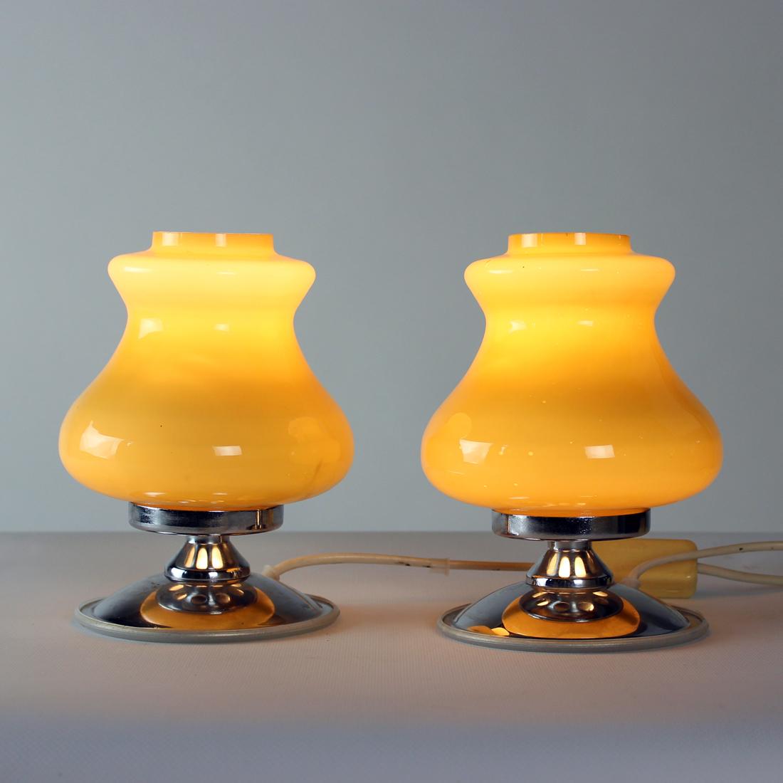 Table Lamps In Cream Opaline & Chrome, Bulgaria 1960s For Sale 3