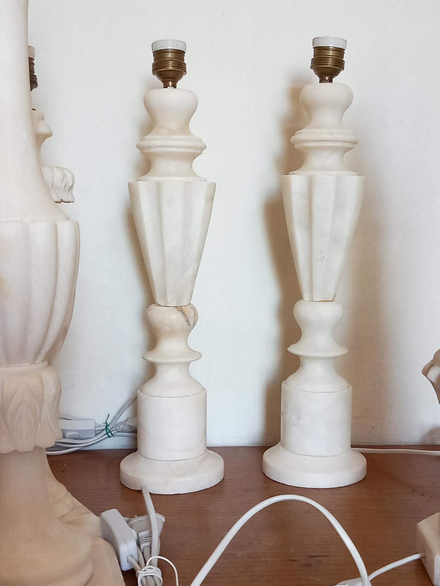 Alabaster Table Lamps Large Column Shape White Italy 20th Century For Sale 2