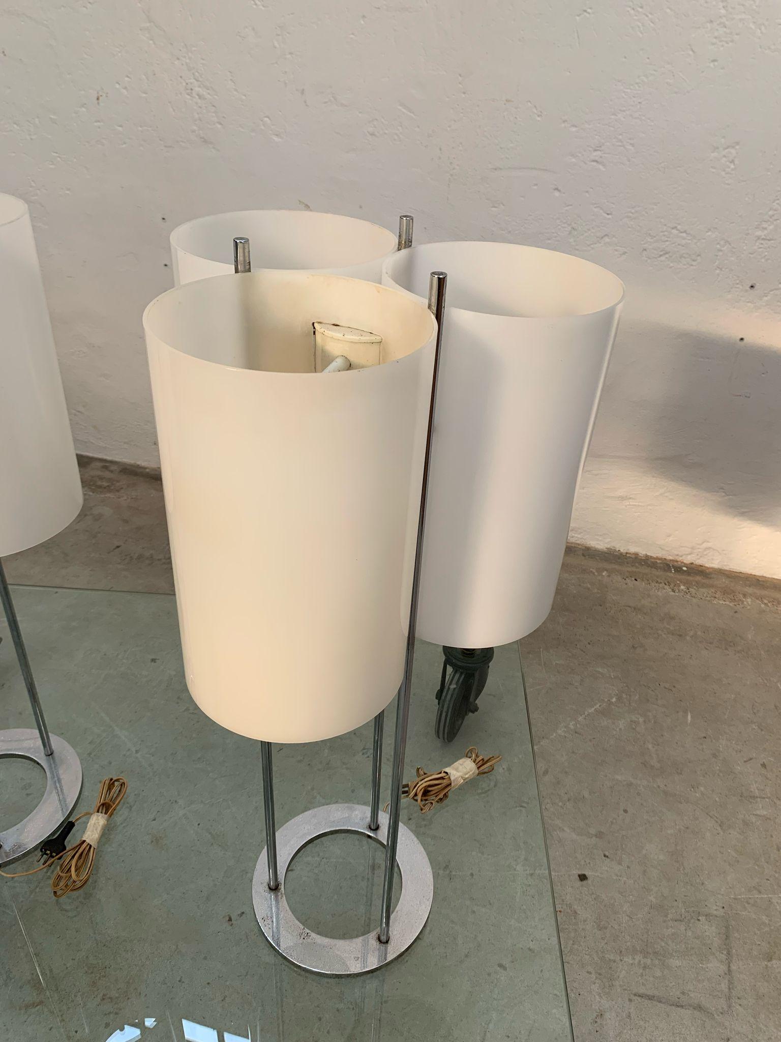 Late 20th Century Table lamps with chromed tubular and methacrylate by Paul Mayen for Habitat, 70s For Sale