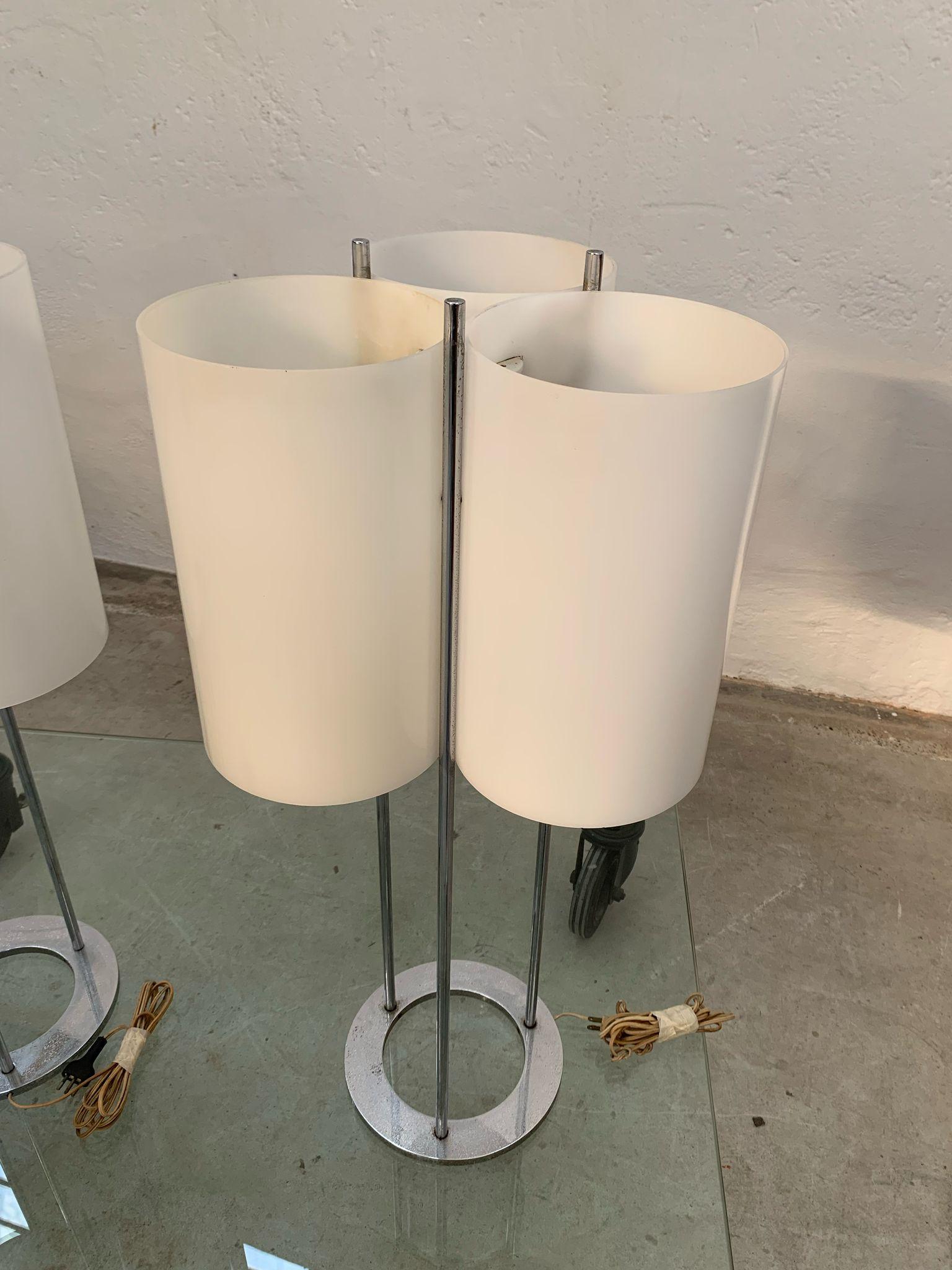Table lamps with chromed tubular and methacrylate by Paul Mayen for Habitat, 70s For Sale 1