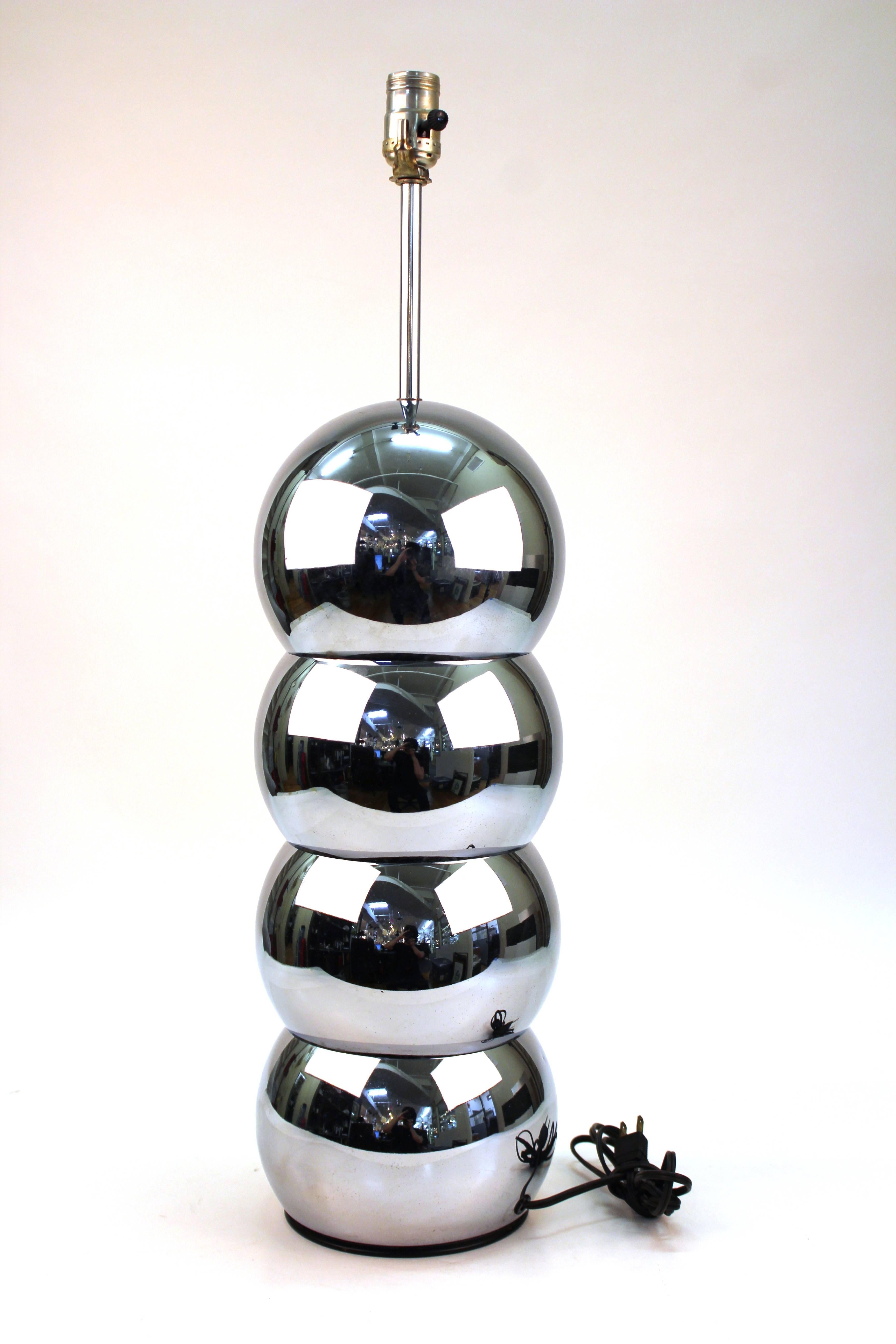 Table Lamps with Stacked Orb Bodies in Chrome In Excellent Condition In New York, NY