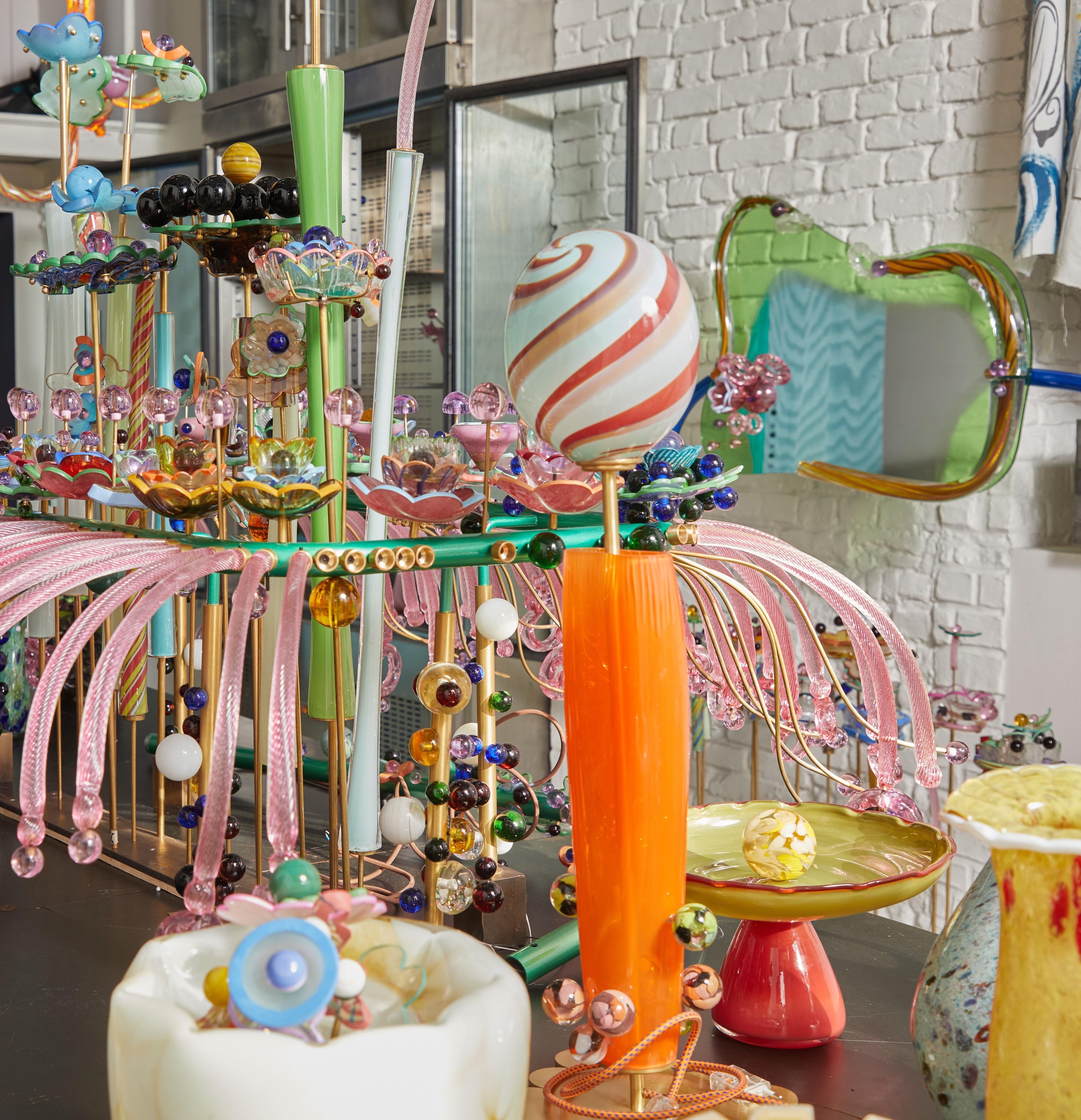 Sema Topaloğlu is a Turkish interior architect and designer. She lives and
works in Istanbul where, in the Beyoglu district, she has created a sort of headquarters that accompanies her architecture studio with an experimentation laboratory. Sema