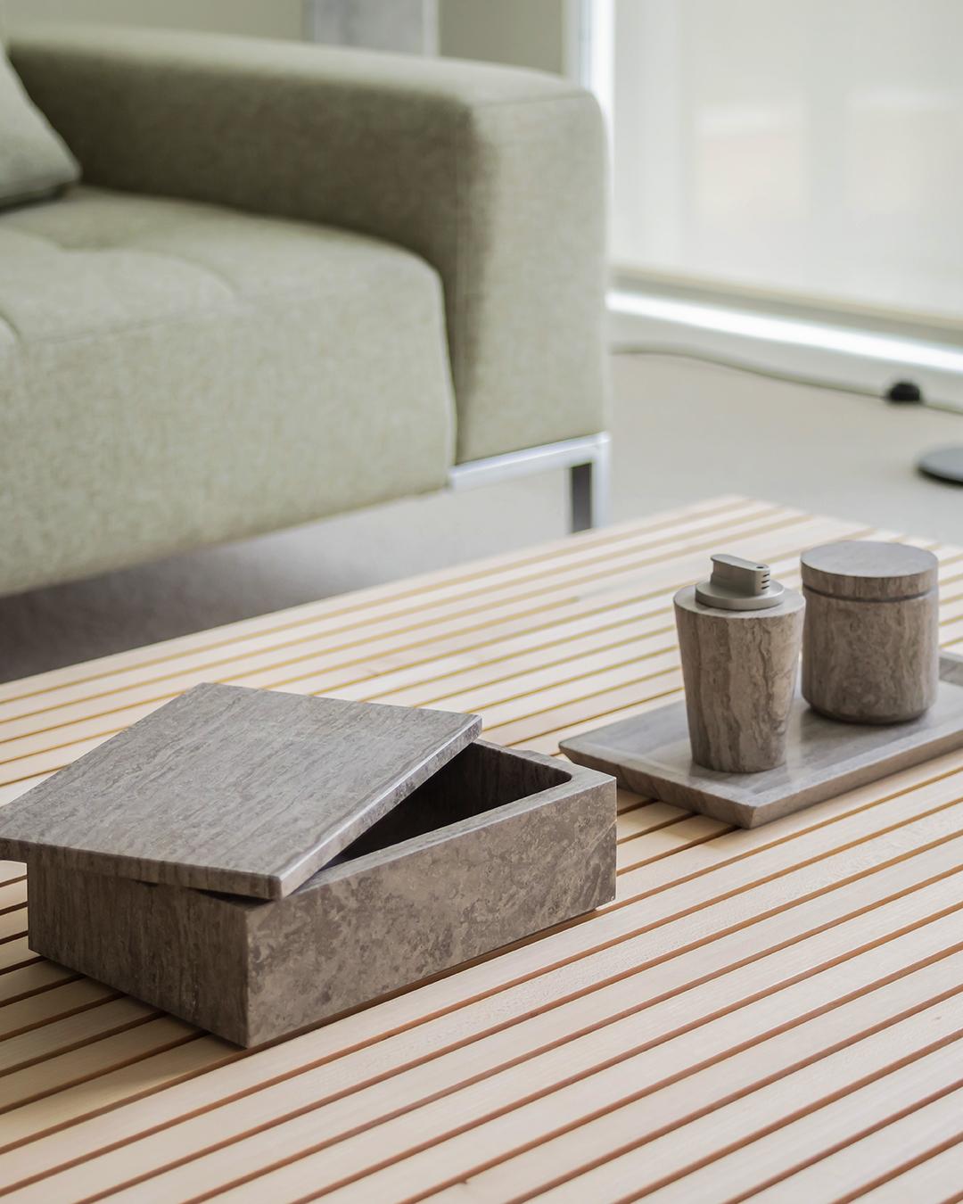 Canadien Briquet de table en marbre gris d'Athènes en vente
