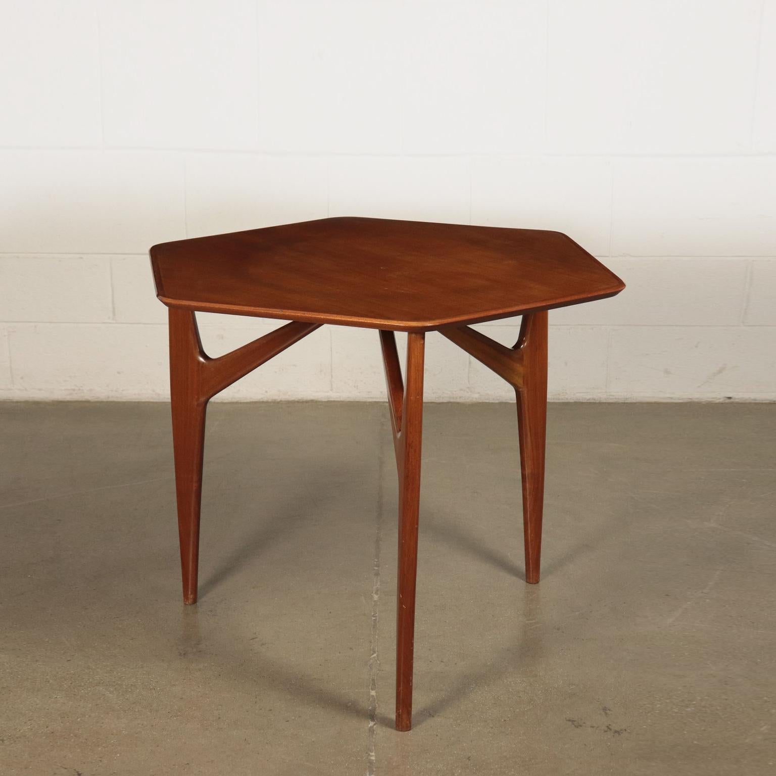 Table Mahogany Veneer and Solid Wood 1950s Italian Prodution 6