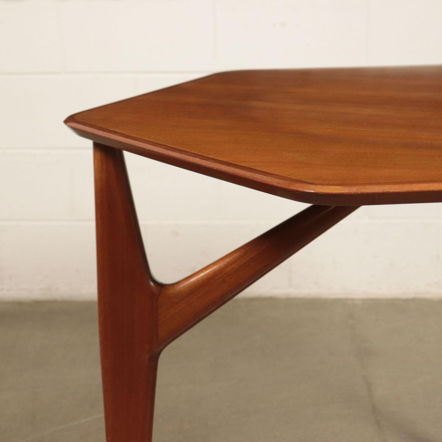 20th Century Table Mahogany Veneer and Solid Wood 1950s Italian Prodution