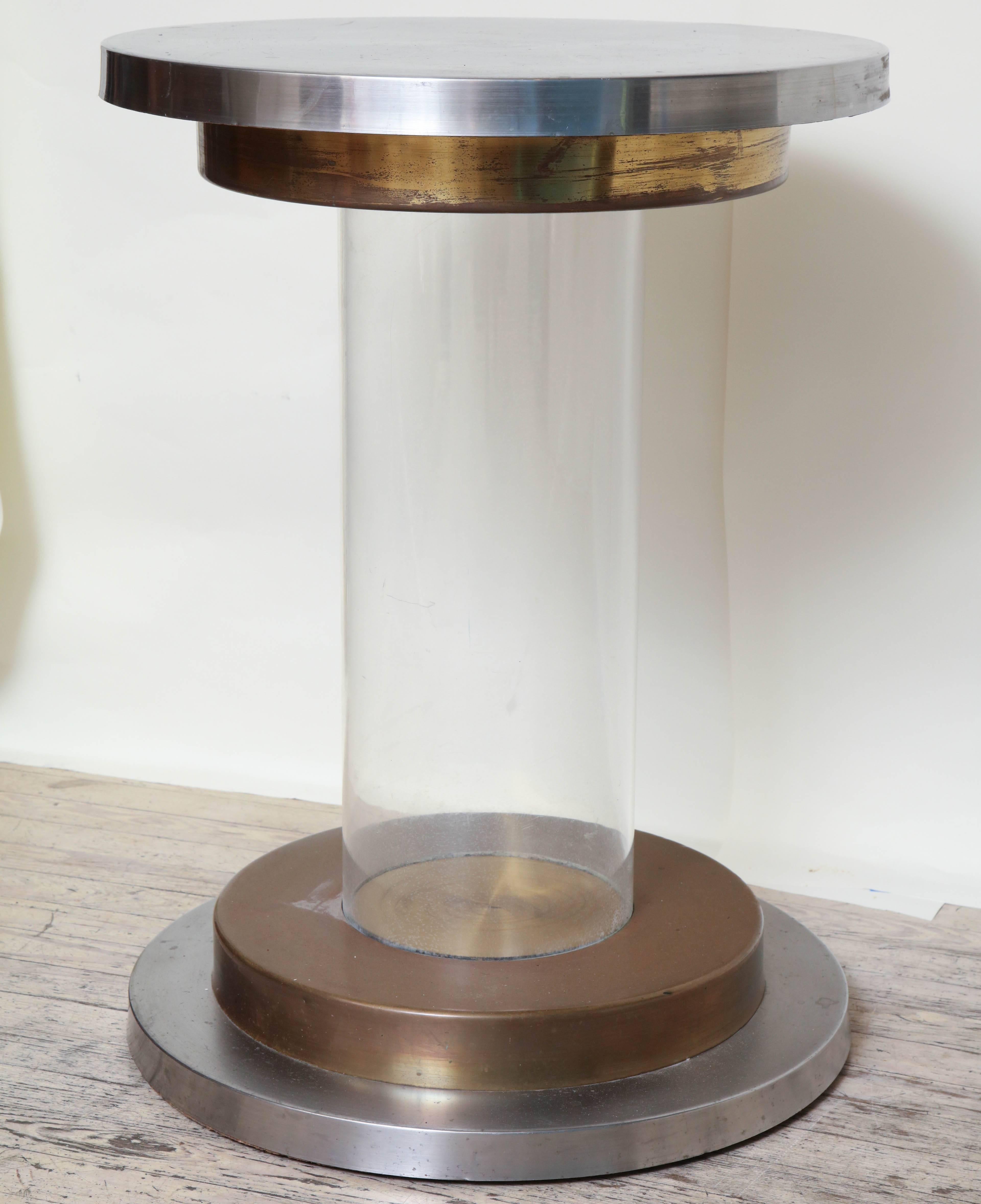 Architectural Mid-Century Modern end table Lucite aluminum and brass, 1970s.