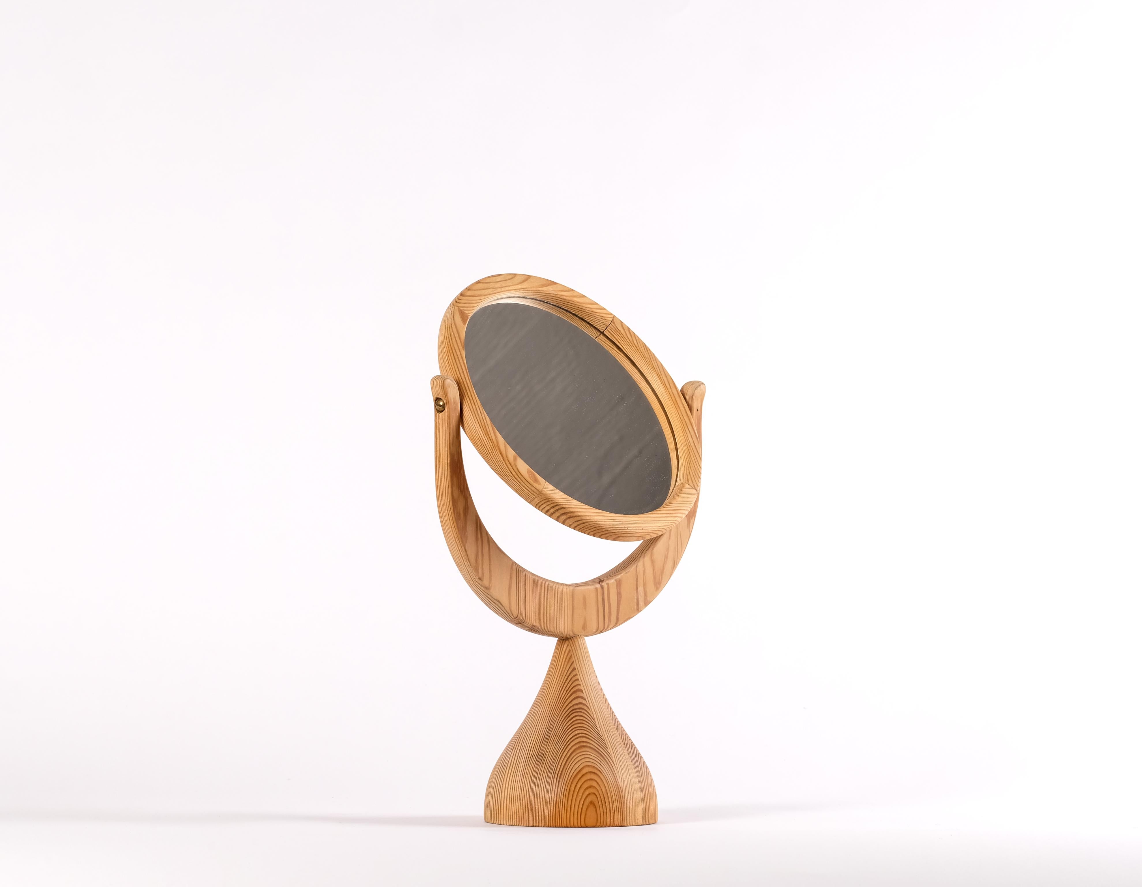 Table mirror in pine designed by Erik Hoglund, produced by Boda Trä, Sweden, 1950s.