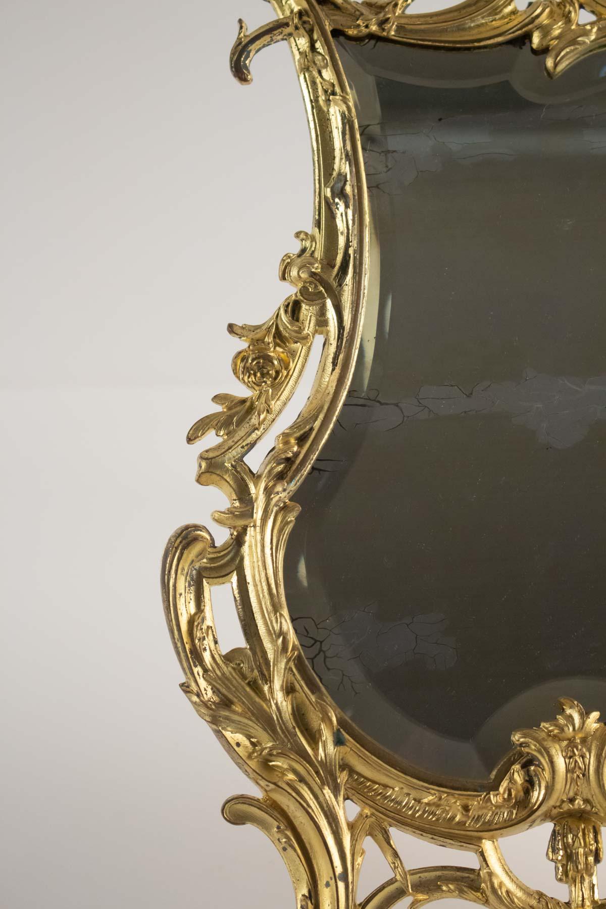 Doré Miroir de table en bronze doré Original, Napoléon III, style Louis XV, 19ème siècle en vente
