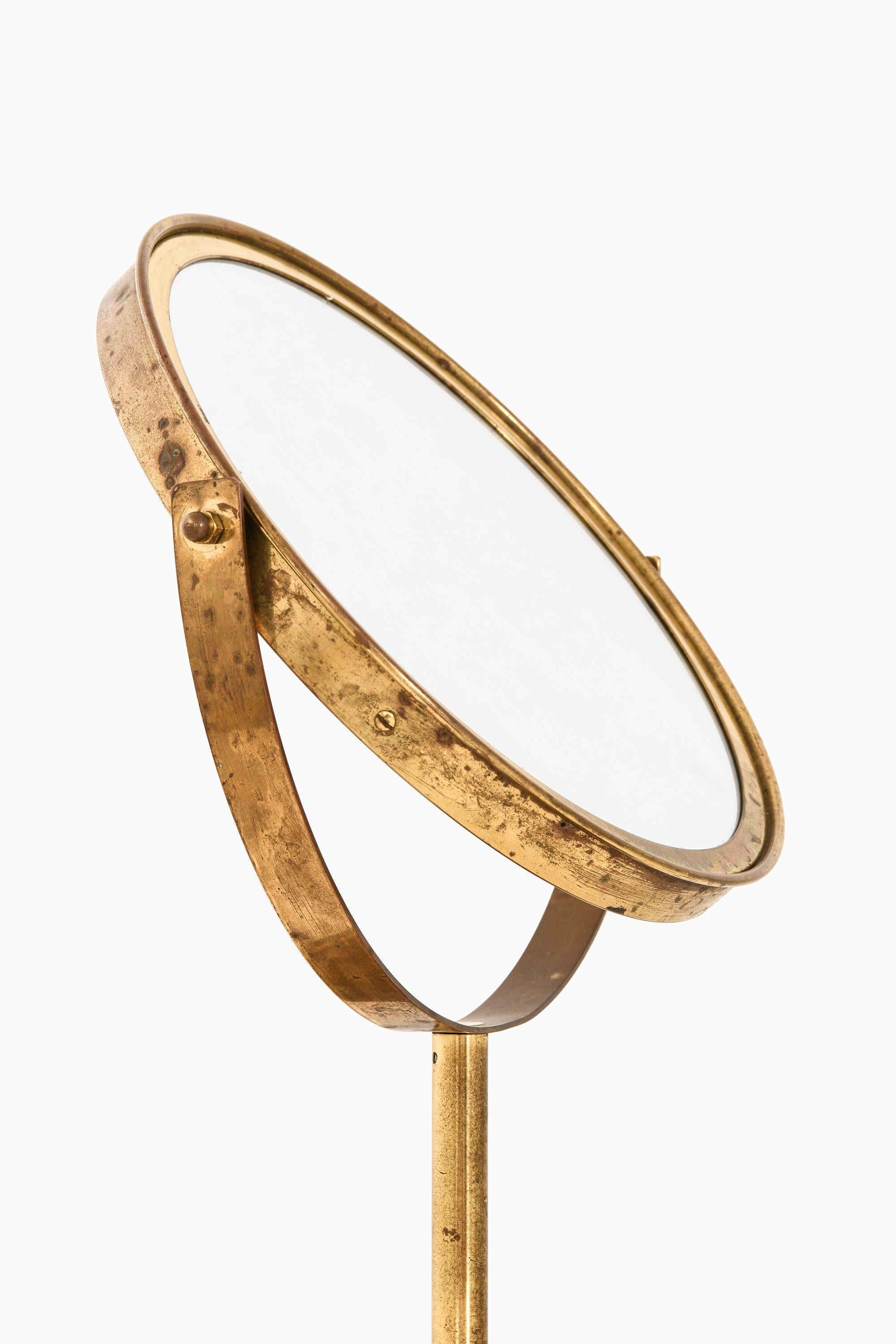 Mid-Century Modern Miroir de table en laiton par Hans-Agne Jakobsson, années 1950 en vente