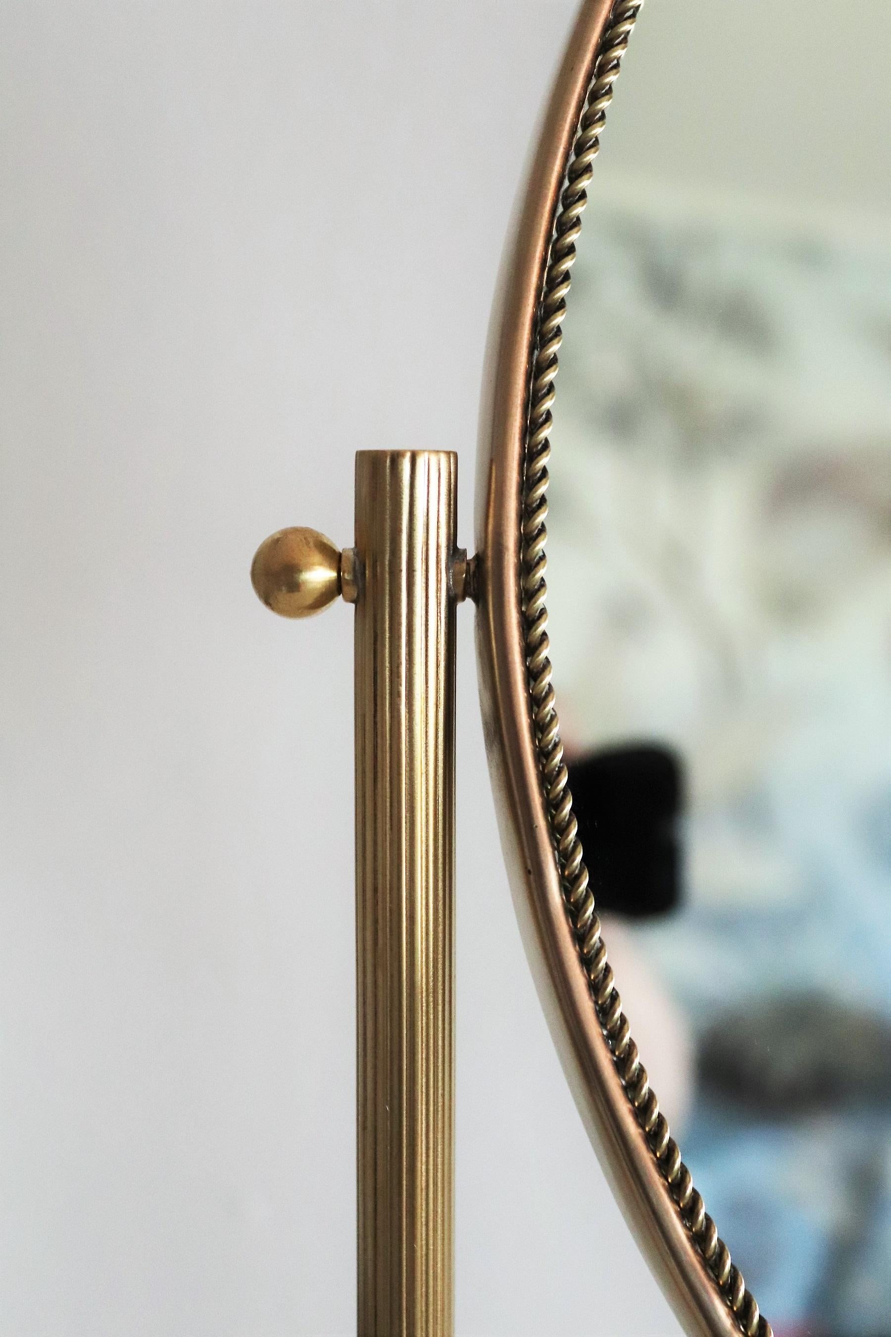 Table Mirror or Vanity Mirror in Brass, 1950s In Good Condition In Morazzone, Varese