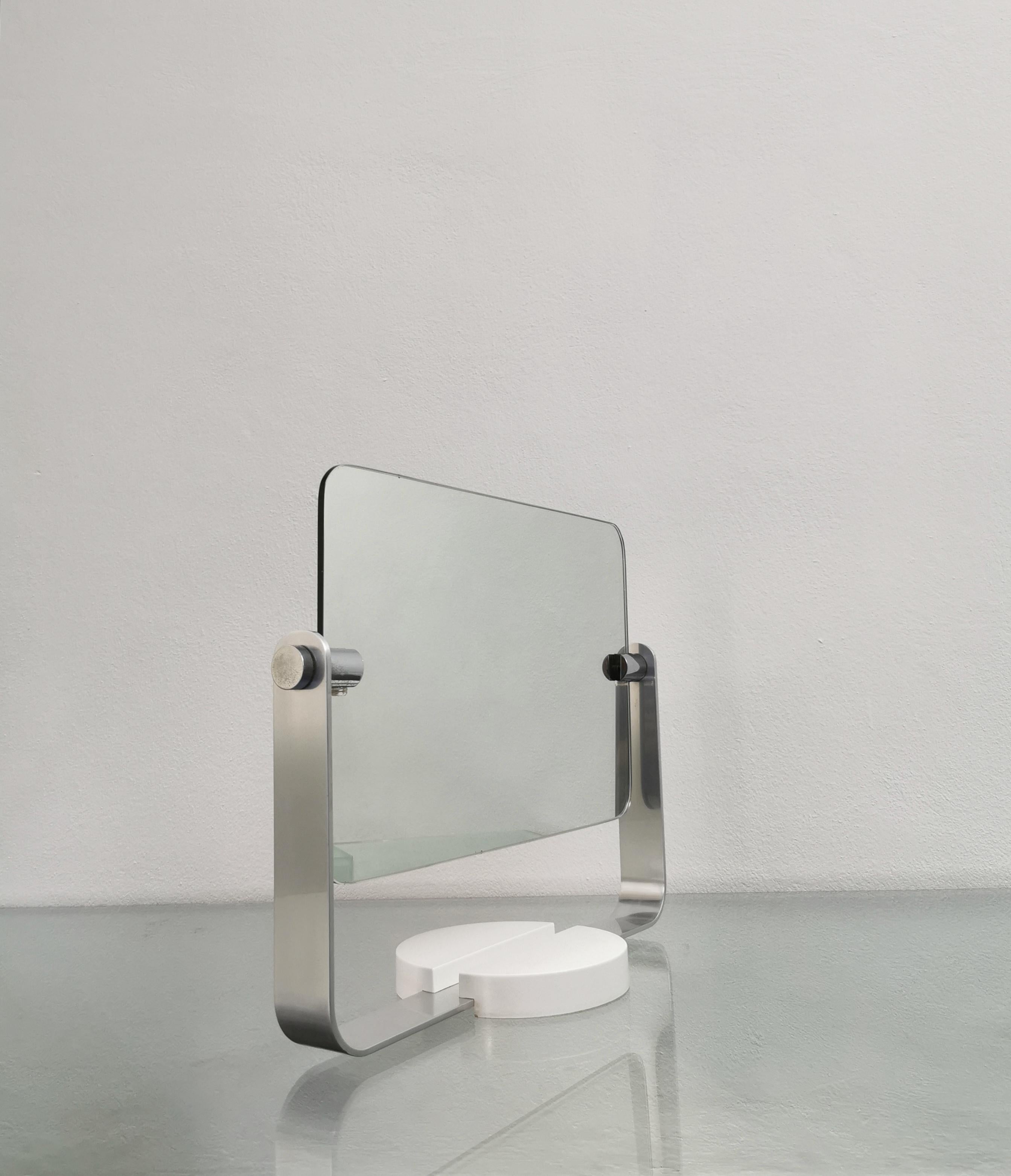 Table Mirror White Enameled Aluminum Metal Midcentury Italian Design, 1970s For Sale 1