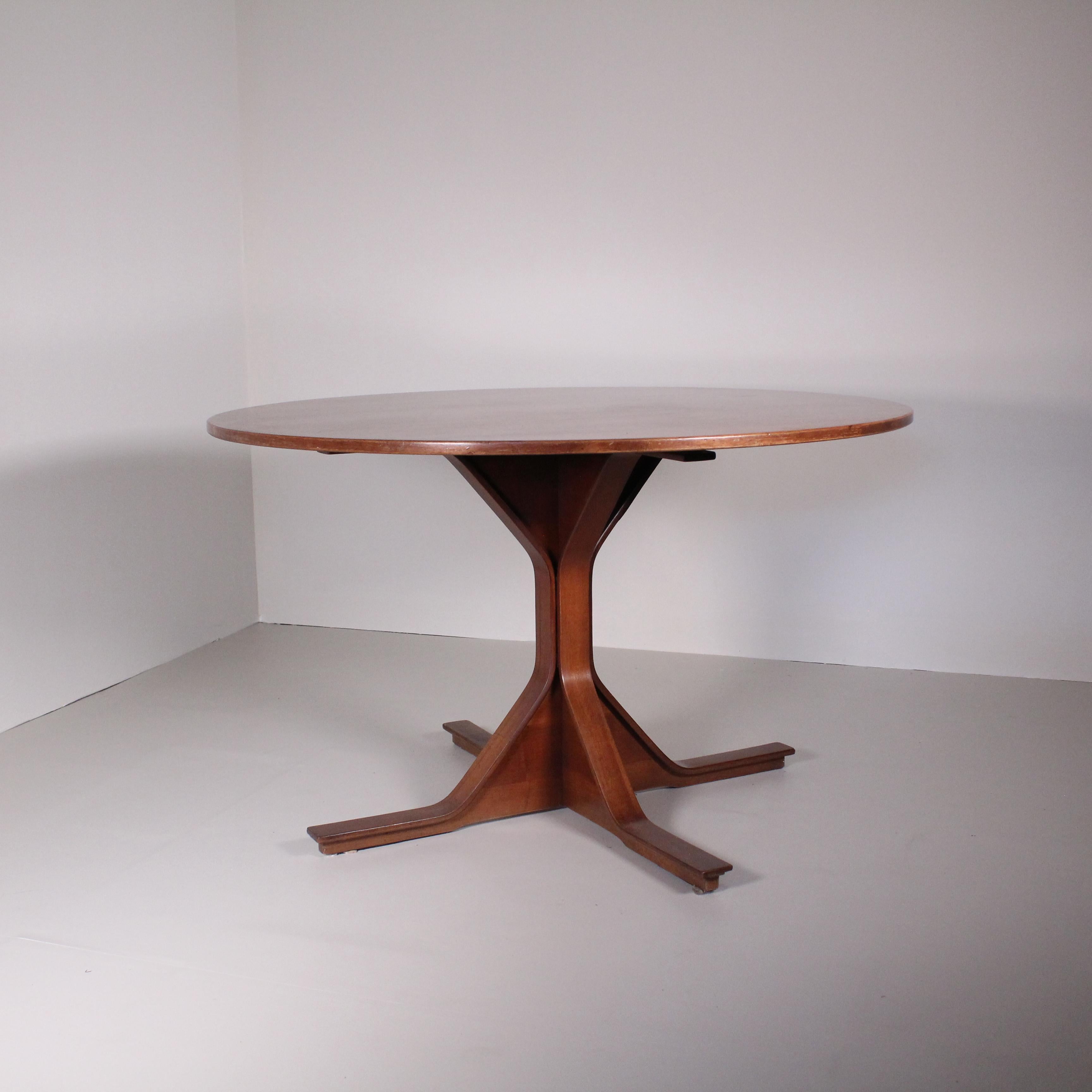 Mid-20th Century Table mod. 522 by Gianfranco Frattini, Bernini 