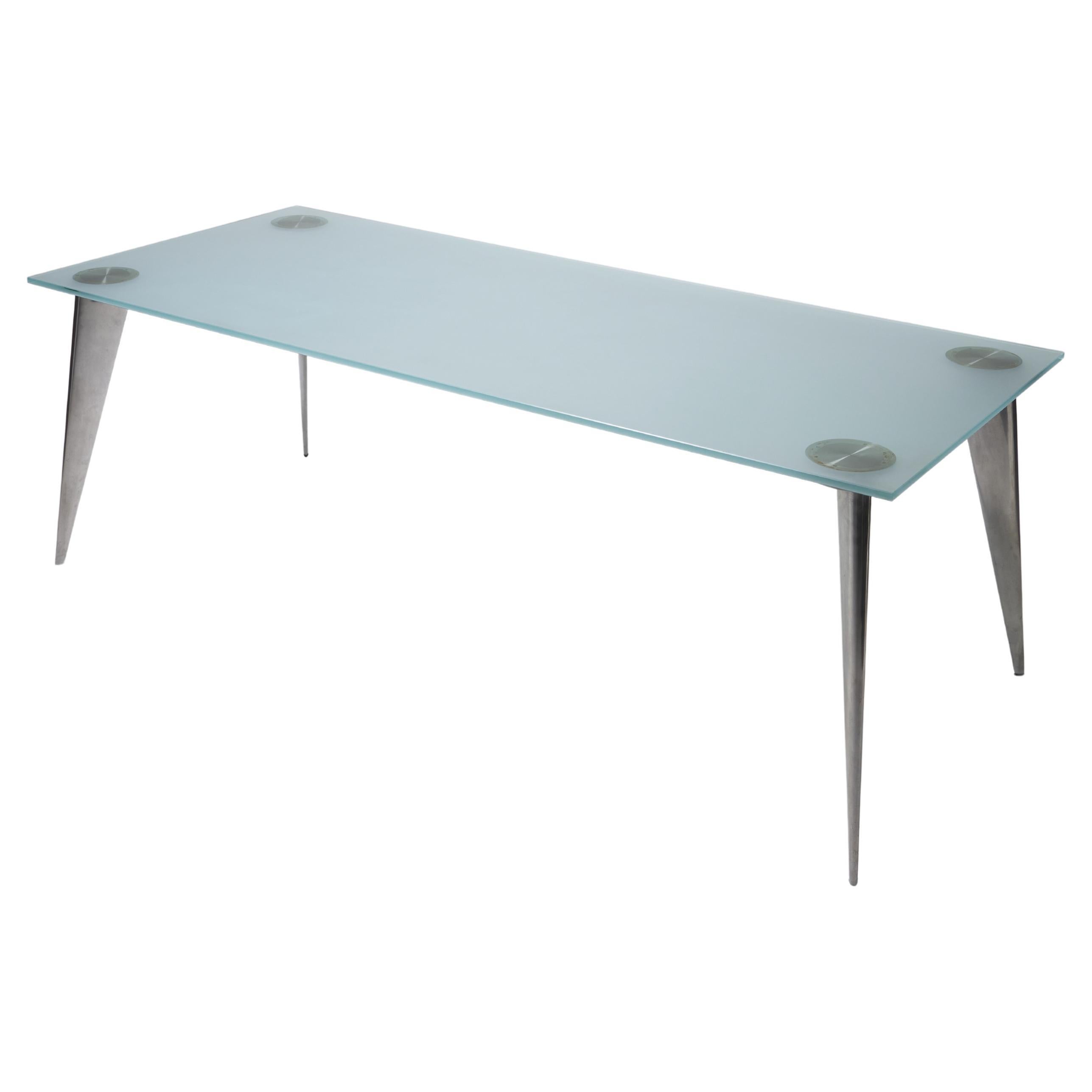 Modèle de table J. Lang de la série Phillippe Starck 1991