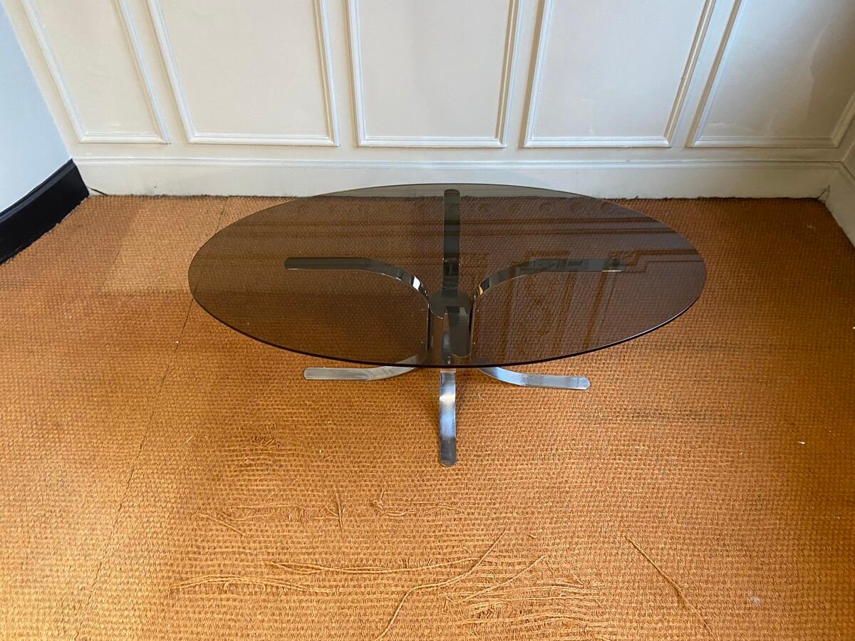 Table Modernist, Chromed Foot and Smoked Glass Top, Italy, 1960s For Sale 4