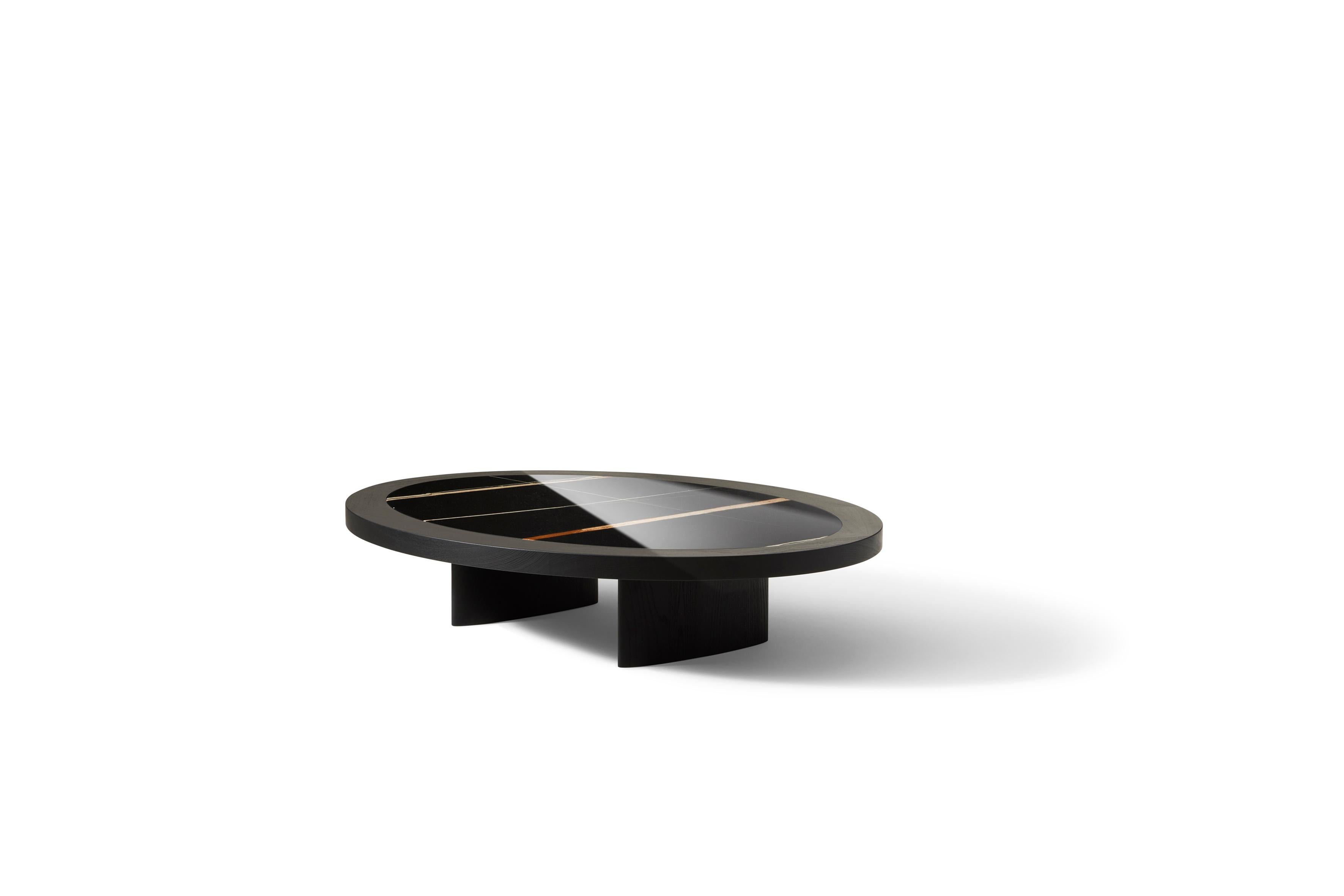Tisch Monta aus schwarzem Holz und Marmor von Charlotte Perriand für Cassina (Italienisch) im Angebot