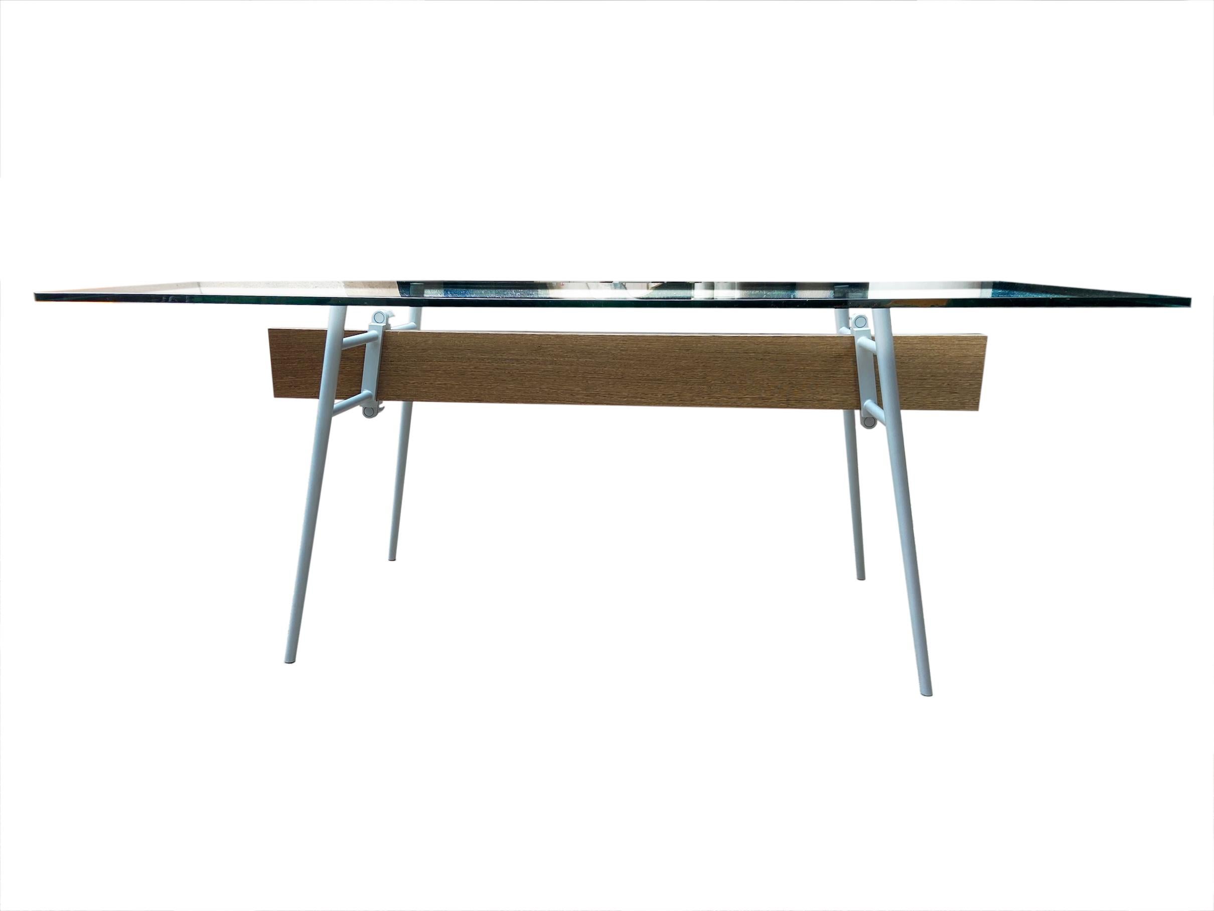 M.T. table Minimum' - Philippe Starck 
Edition CASSINA
Circa 2010
Wood and glass 
Measures: 72 x 210 x 85 cm
2400€.