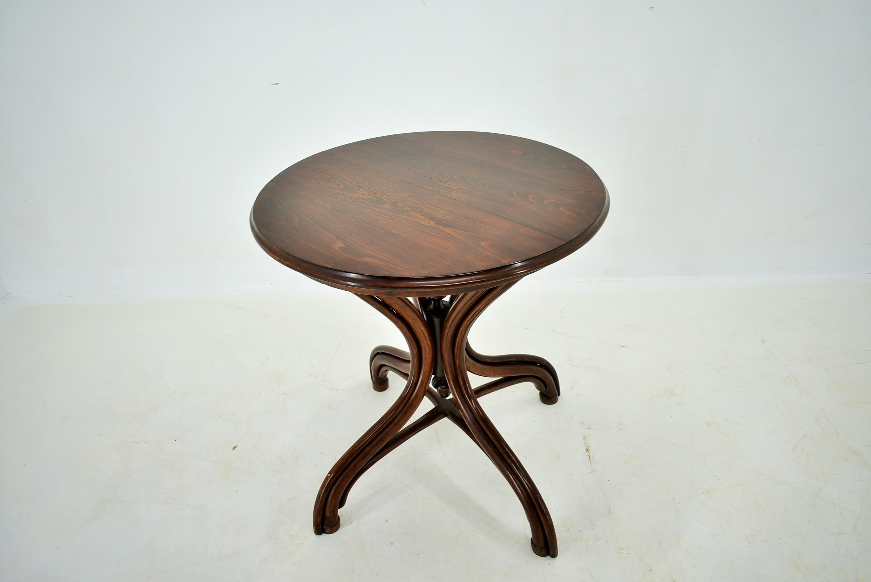 Cofee Table Thonet, 1890s For Sale 7