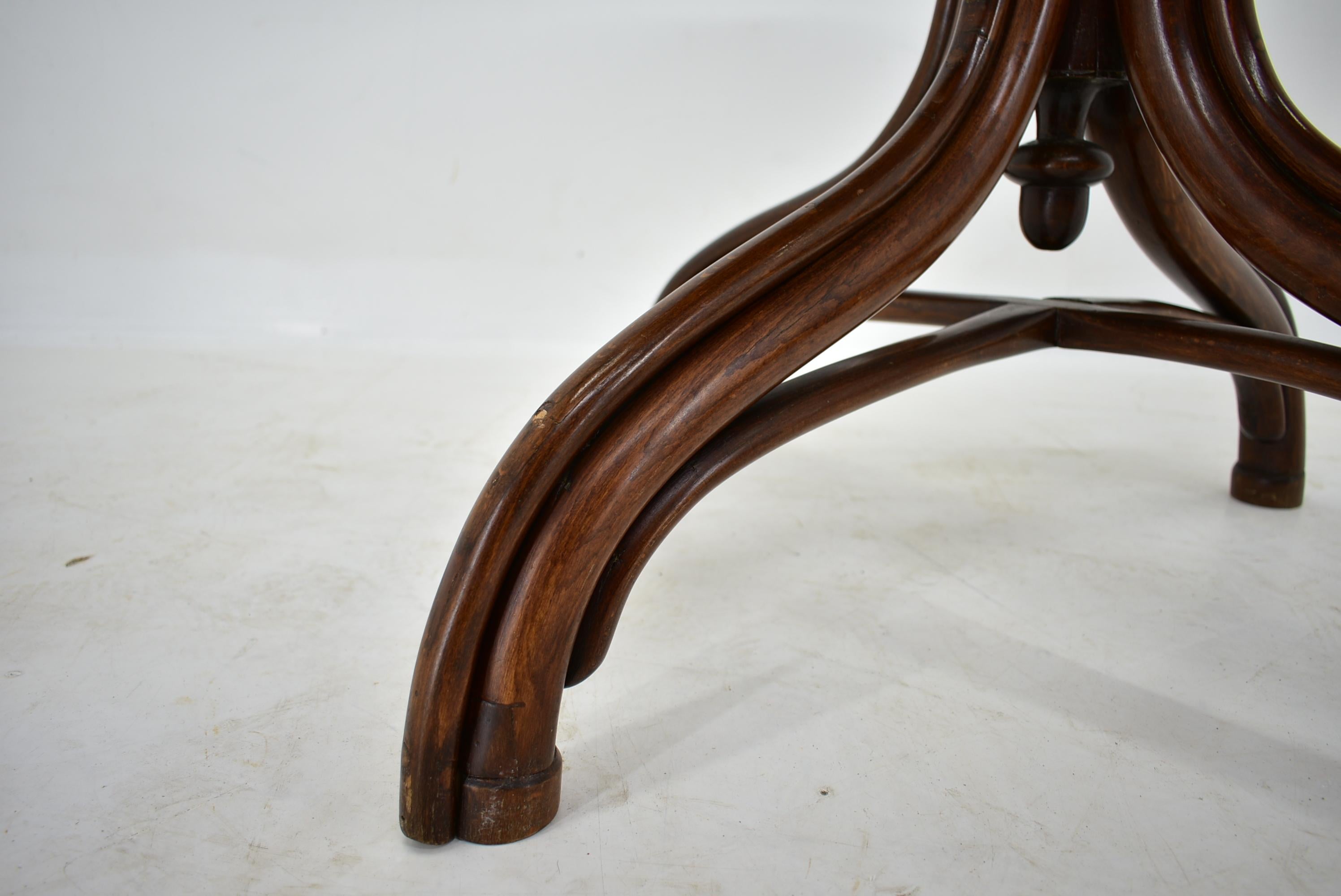 Wood Cofee Table Thonet, 1890s For Sale