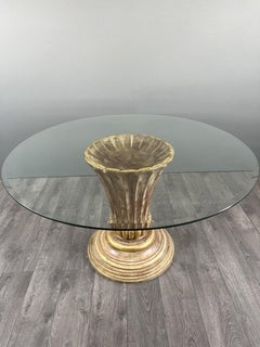 Table On A Central Pedestal In Carved Wood, 20th Century