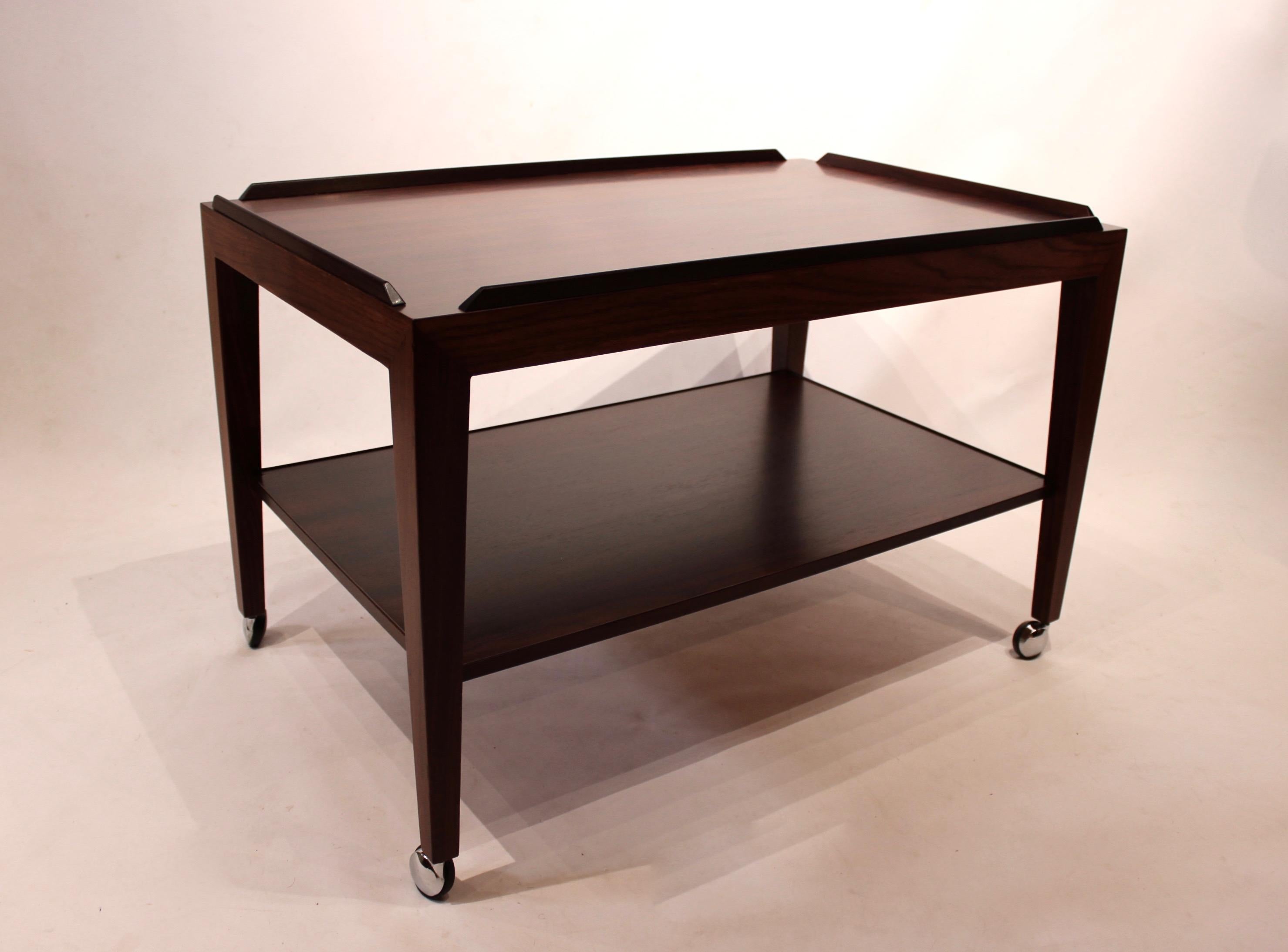 Table on wheels in rosewood by Severin Hansen and Haslev Furniture factory in the 1960s. The table is in great vintage condition.