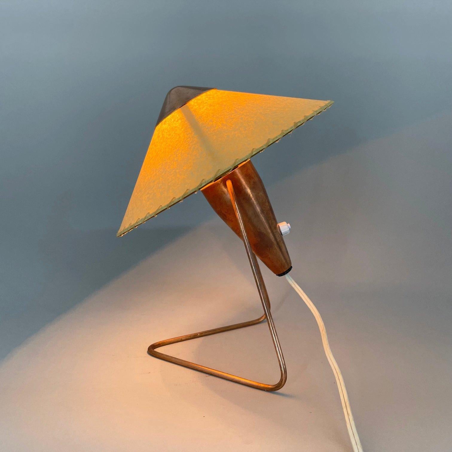 Lampe de table ou applique par Helena Frantova pour OKOLO, Tchécoslovaquie, années 1950 Bon état - En vente à Praha, CZ