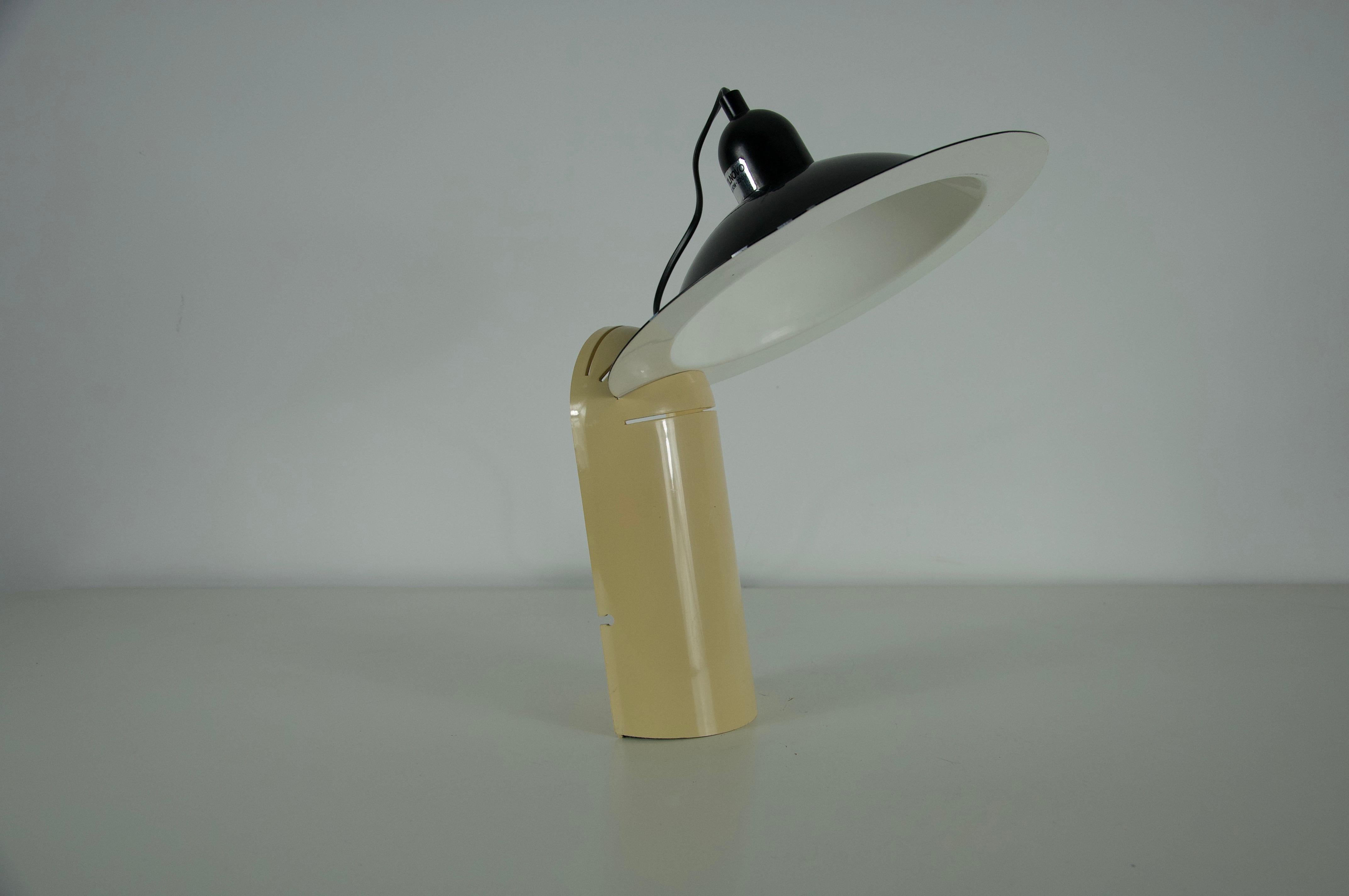 Tisch- oder Wandleuchte 