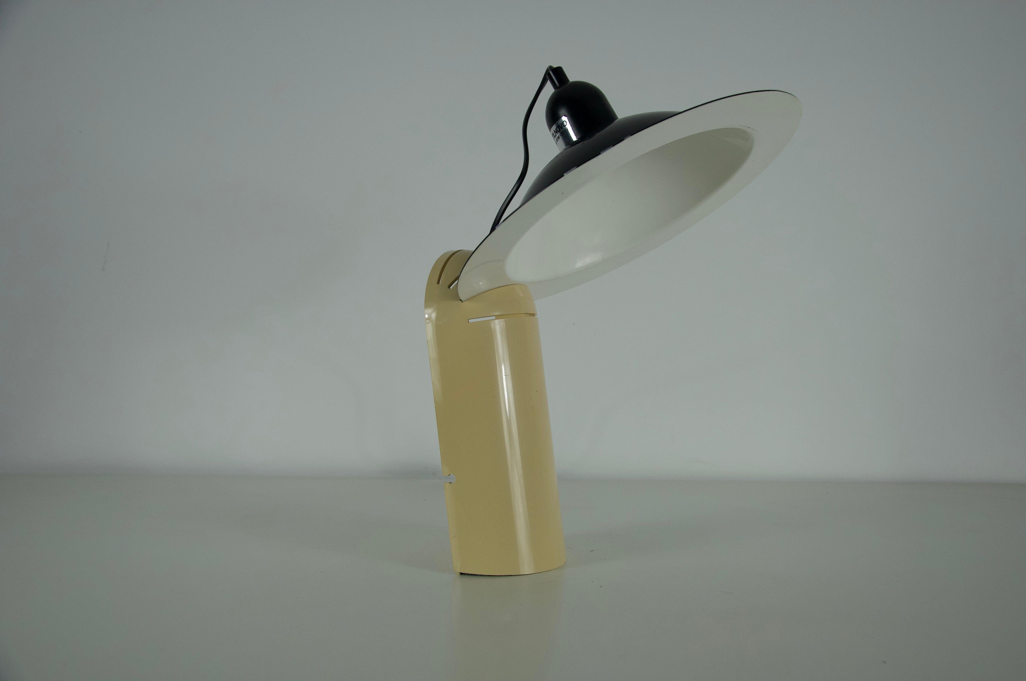 Tisch- oder Wandleuchte 