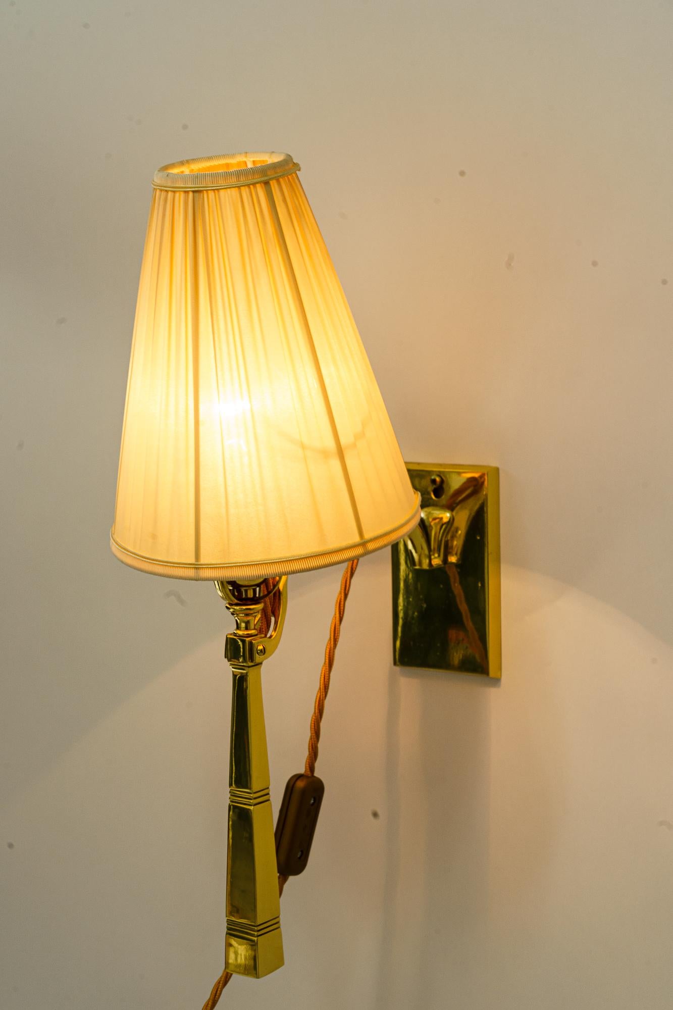Tisch- oder Wandlampe mit Stoffschirm, Wien um 1920 im Angebot 4