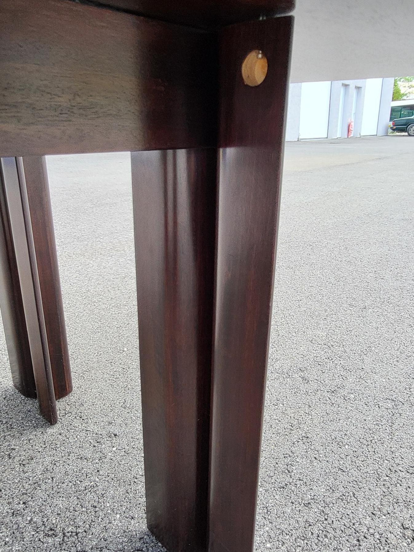 Palissandre Table ou bureau Mim Roma en bois de palissandre et placage Italie vers 1980 en vente
