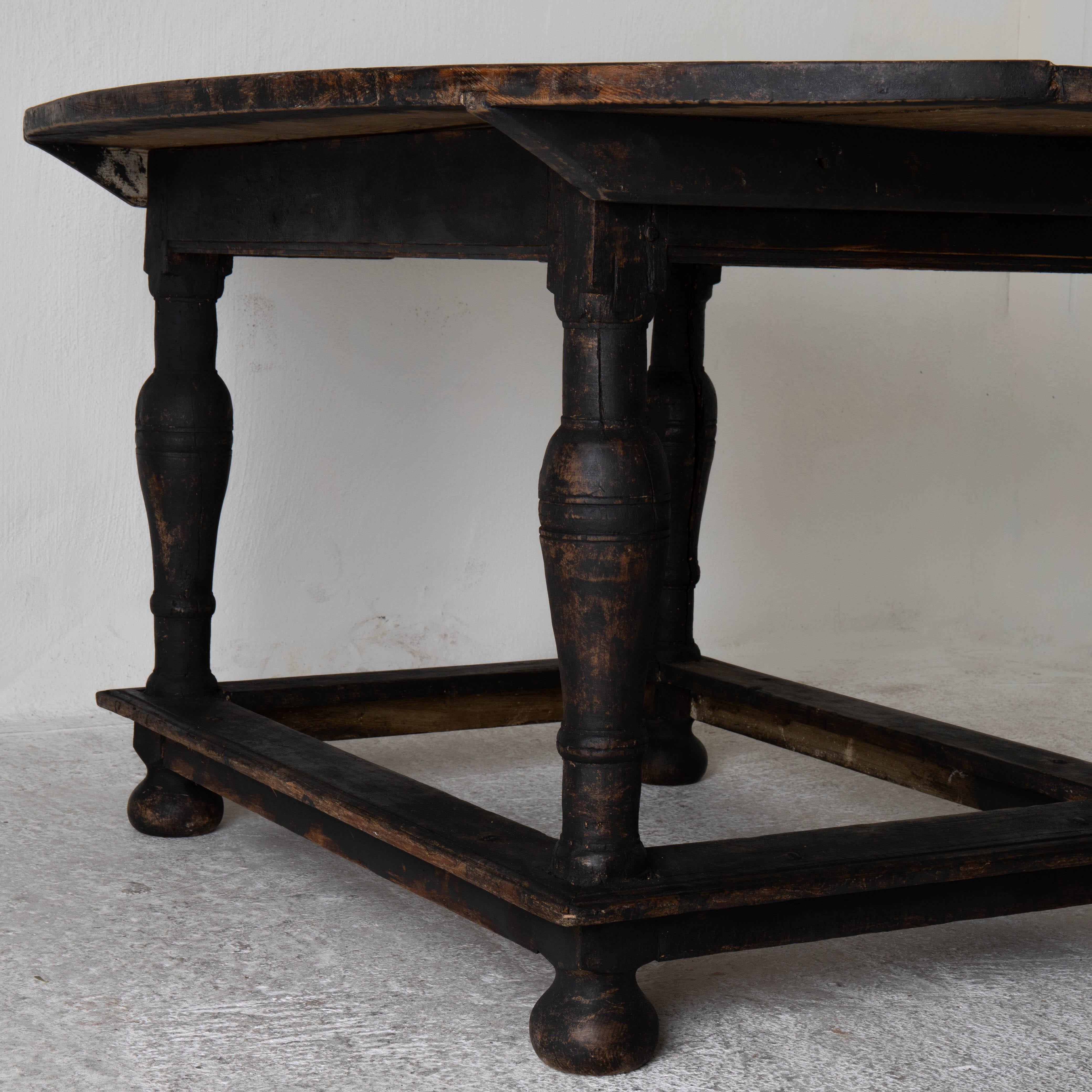 Table Oval Swedish Black Baroque, 18th Century, Sweden 2