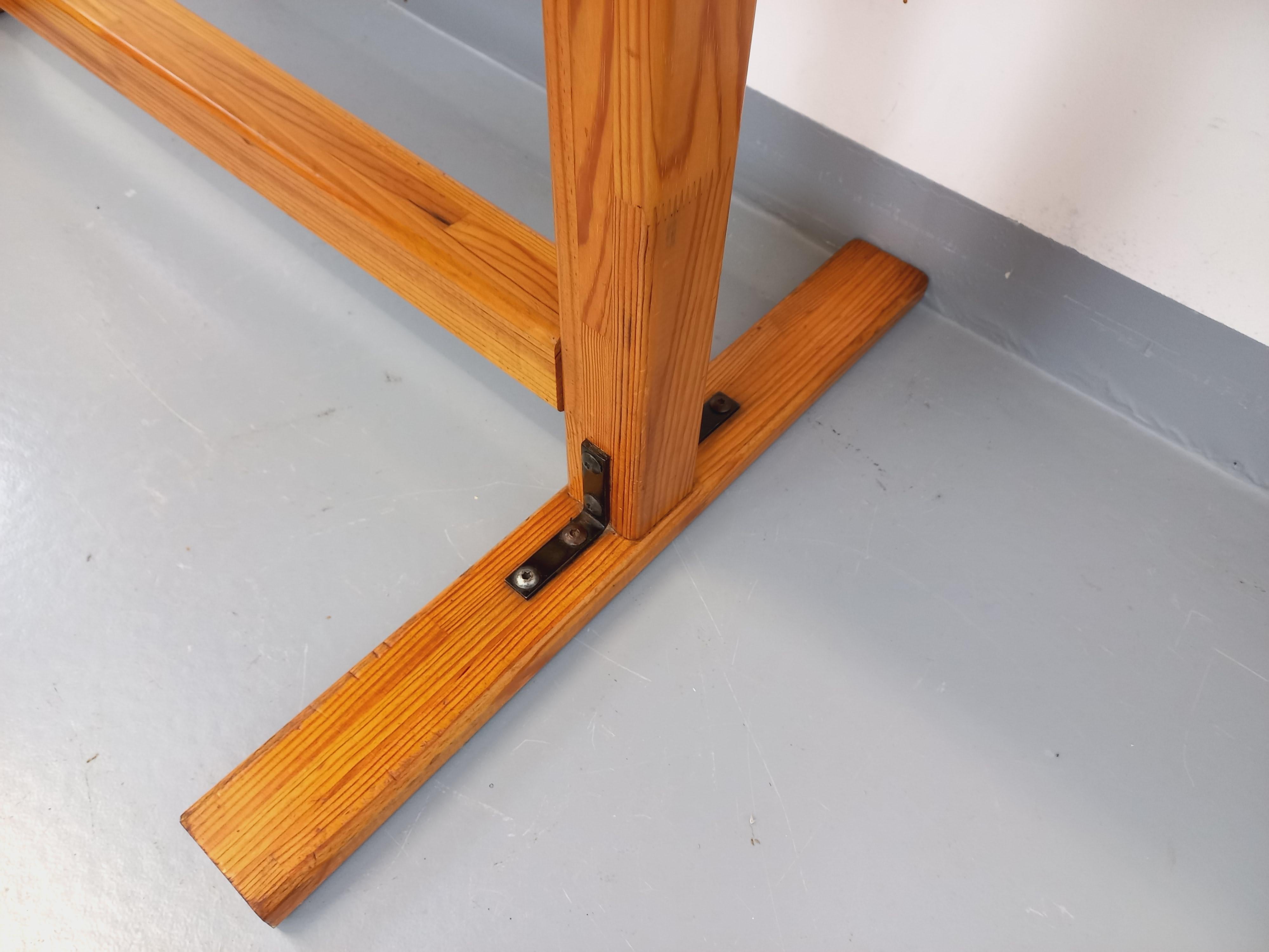 Table ovale / console vintage en pin des années 60 70 en vente 4