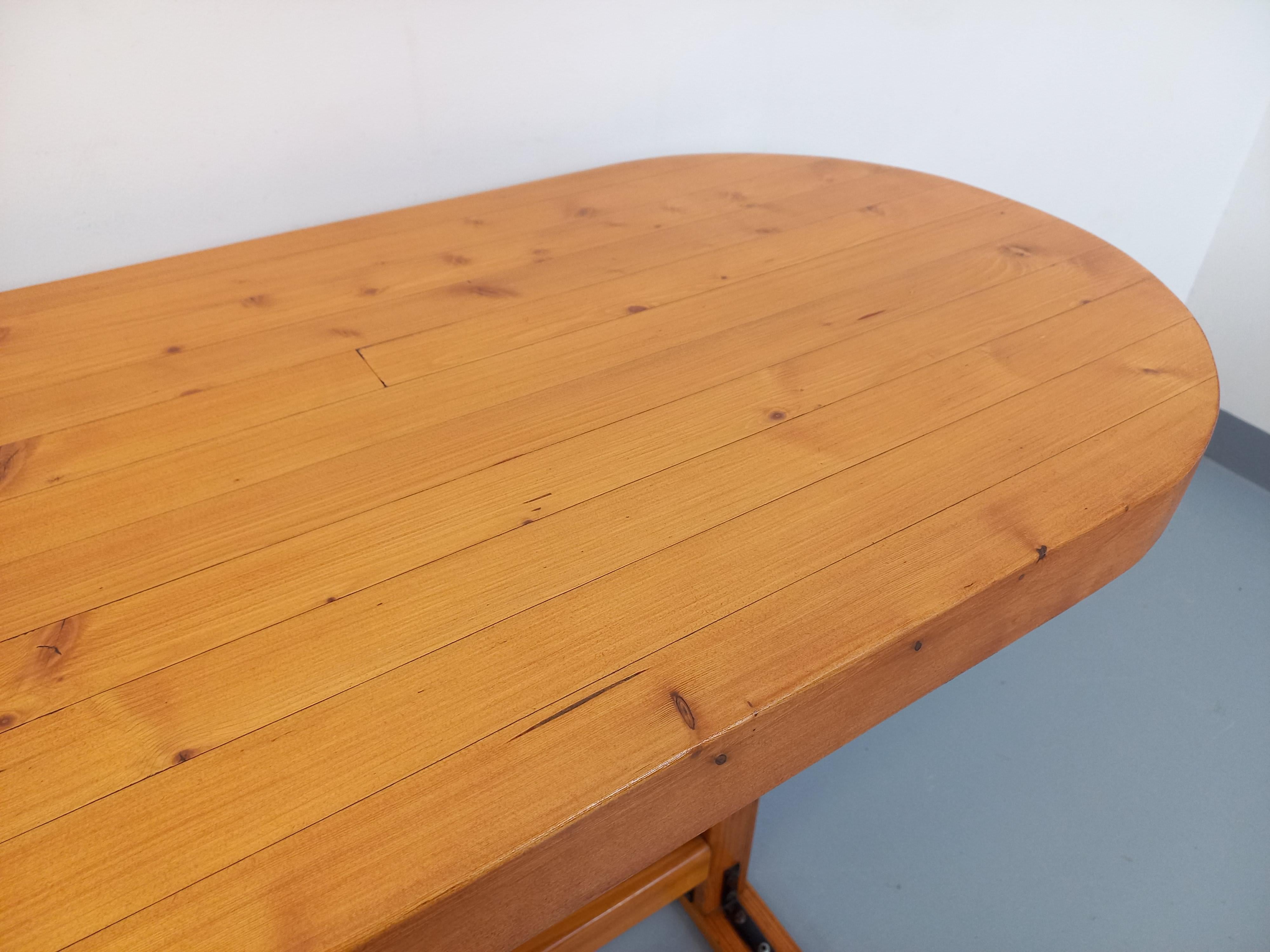 Table ovale / console vintage en pin des années 60 70 en vente 6
