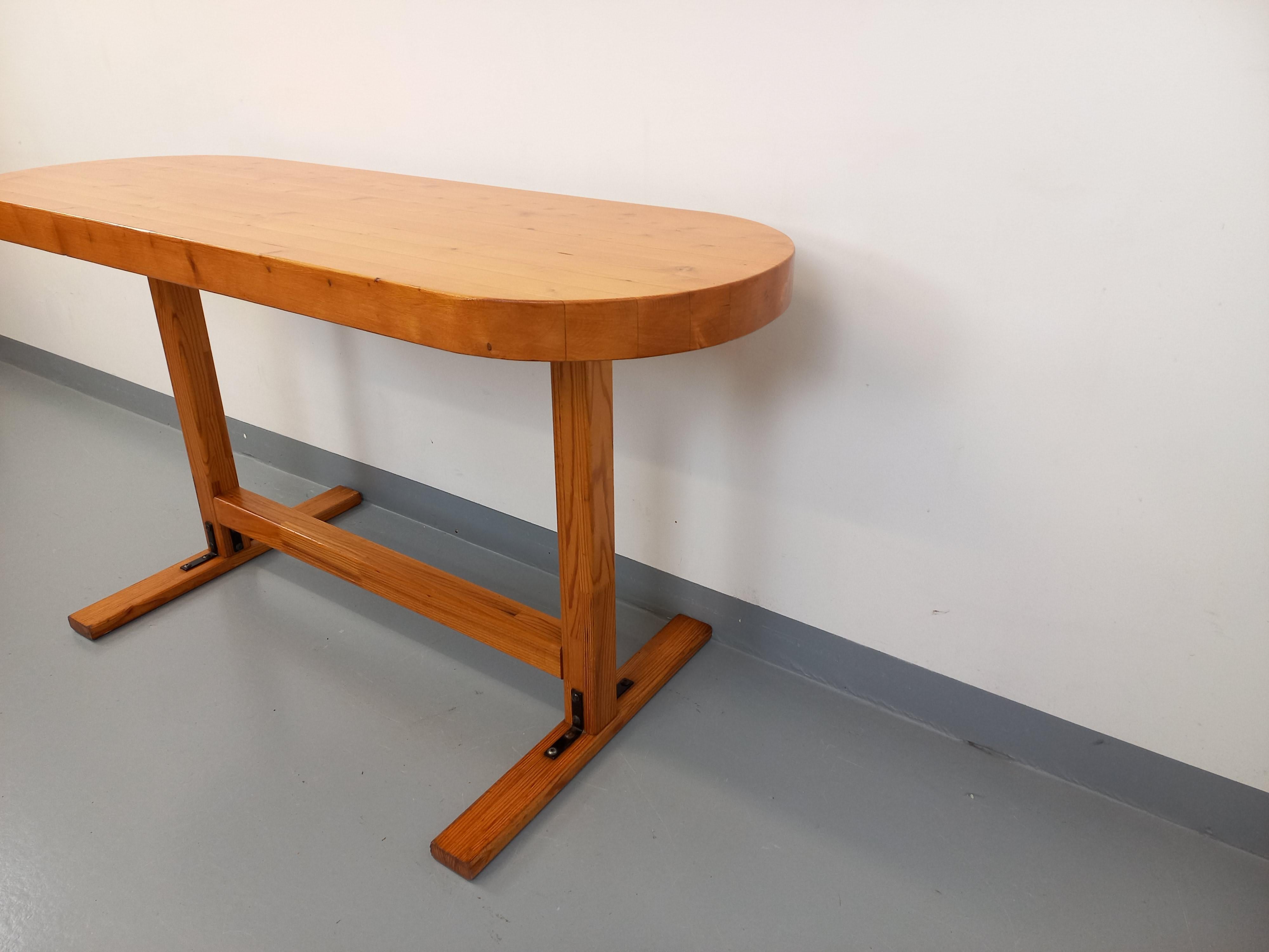 Fin du 20e siècle Table ovale / console vintage en pin des années 60 70 en vente