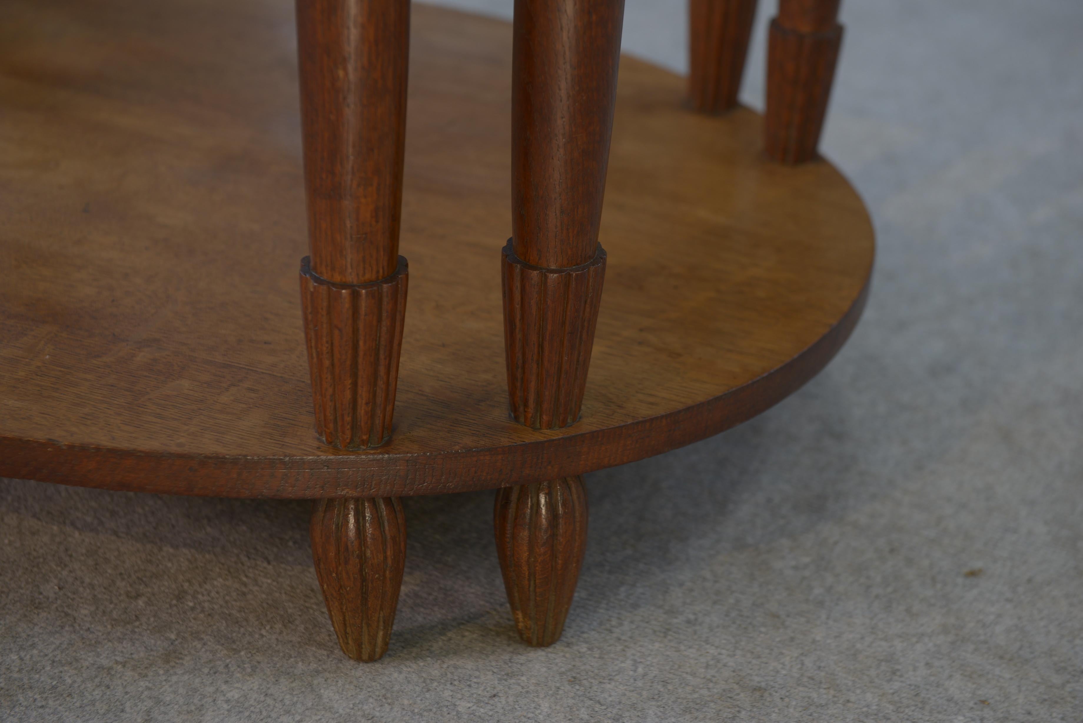 Table ovale en chêne massif art déco 1930 For Sale 1