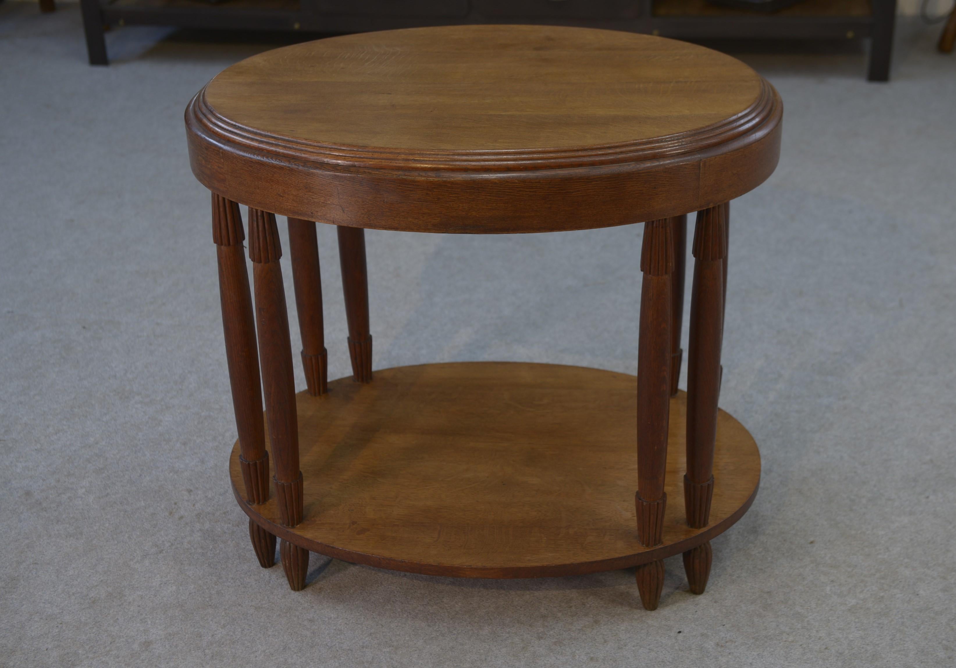 Table ovale en chêne massif art déco 1930 For Sale 2