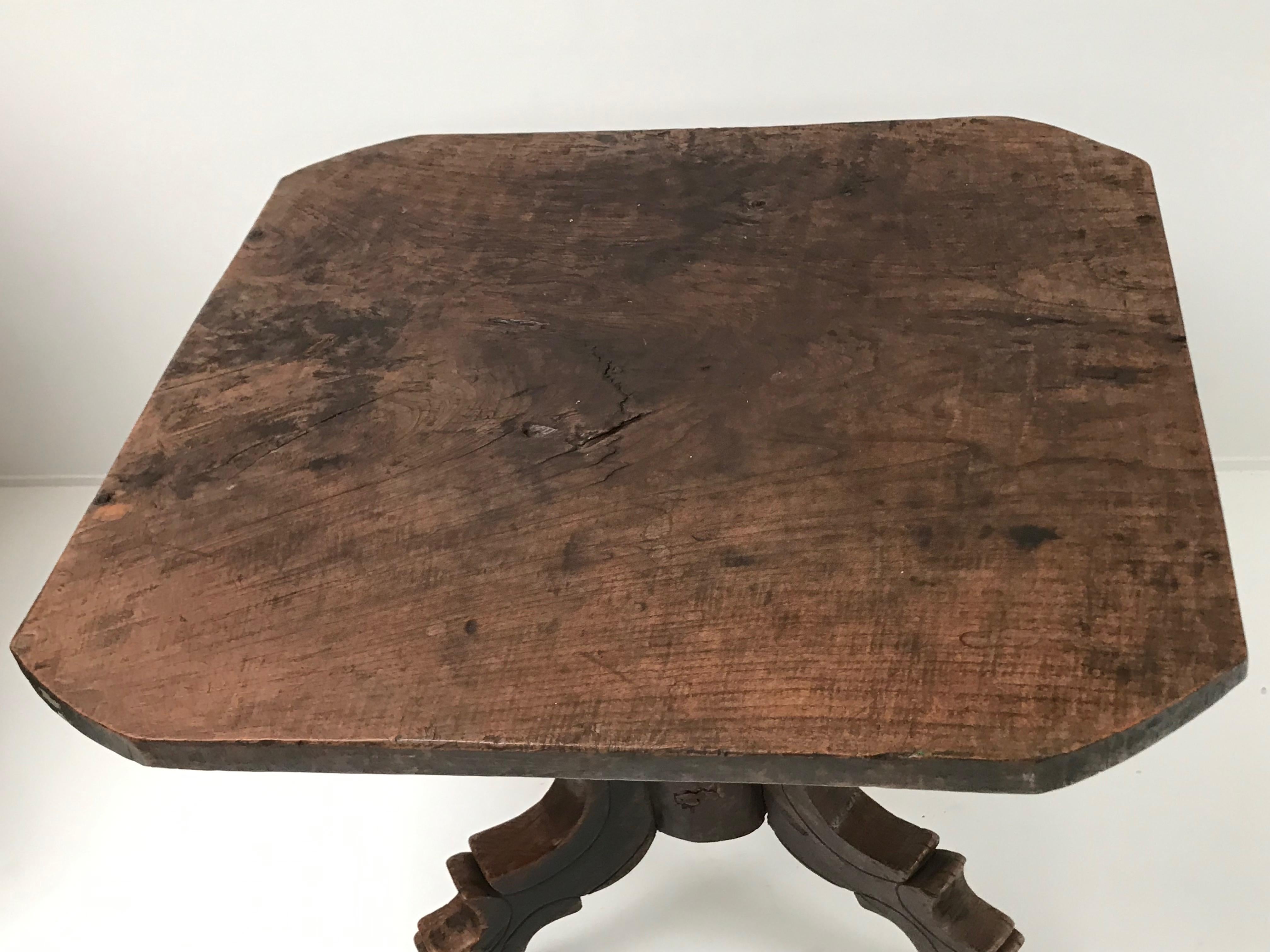 Table Pedestal in Teak Wood For Sale 1