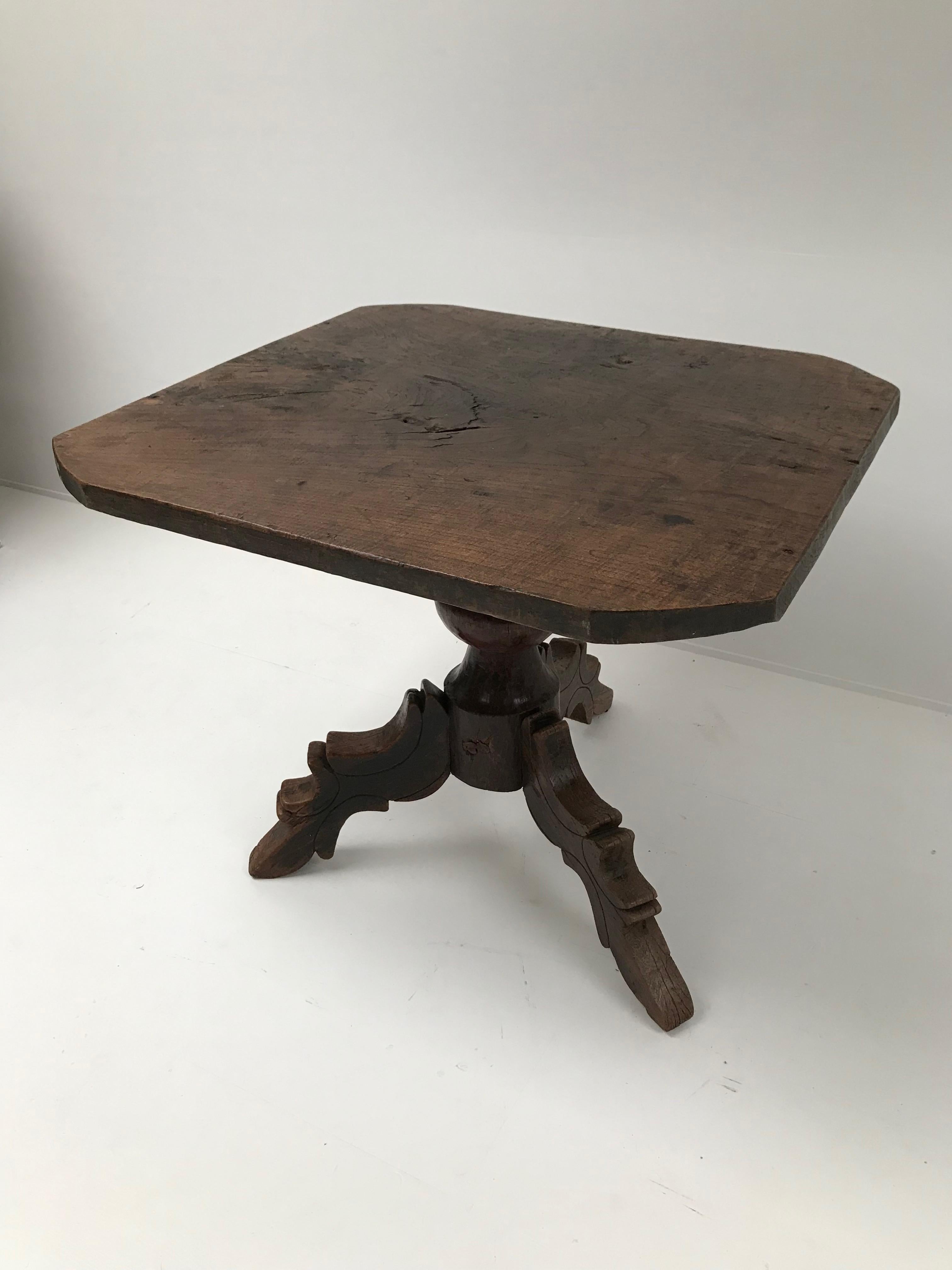 Table Pedestal in Teak Wood For Sale 2