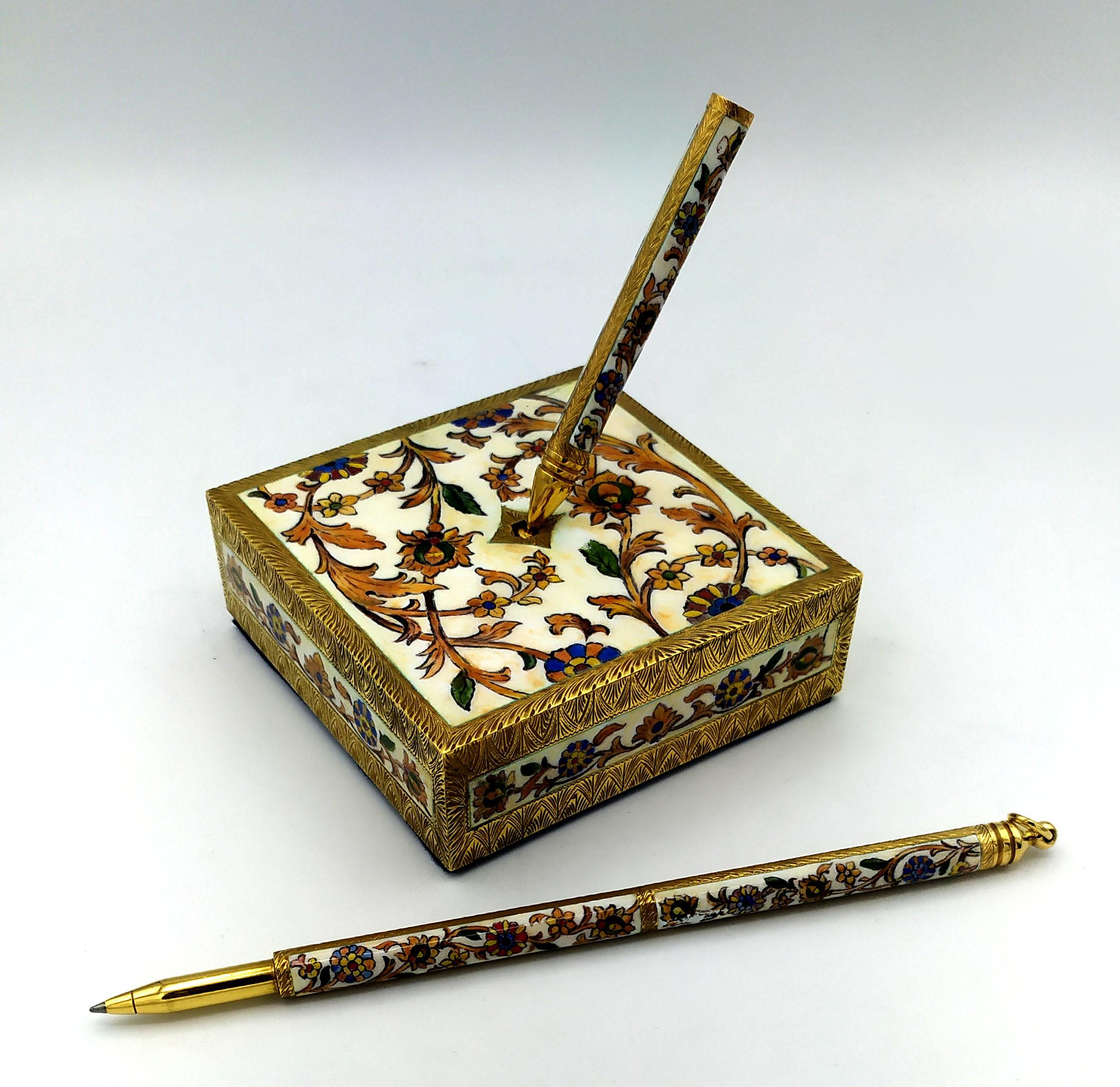 Portaplumas de mesa Esmalte al fuego miniaturas pintadas a mano Plata de ley Salimbeni Islámico en venta