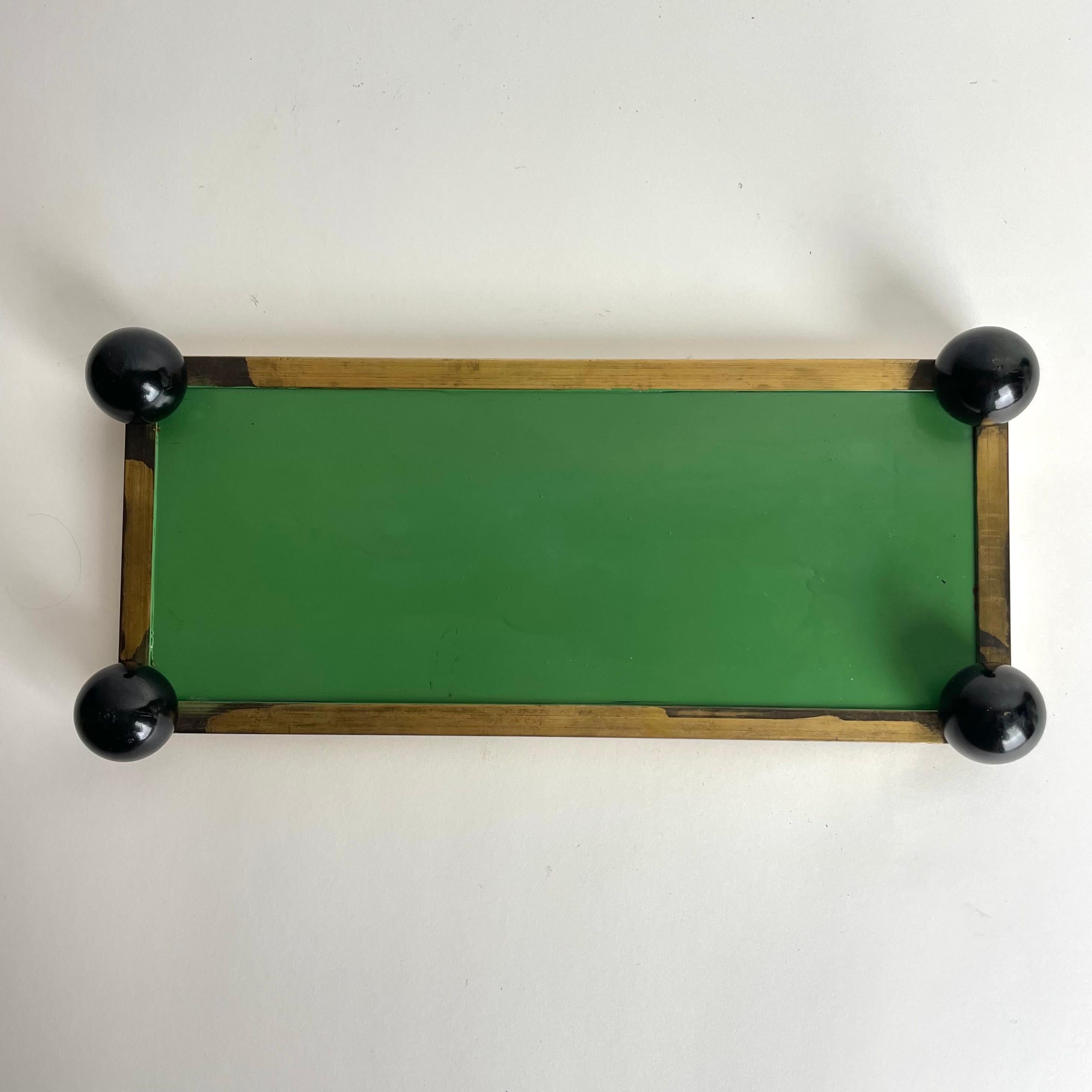 Meseta de mesa Art Déco en latón, piedra, cerámica y baquelita, años 1930-1940 en venta 3
