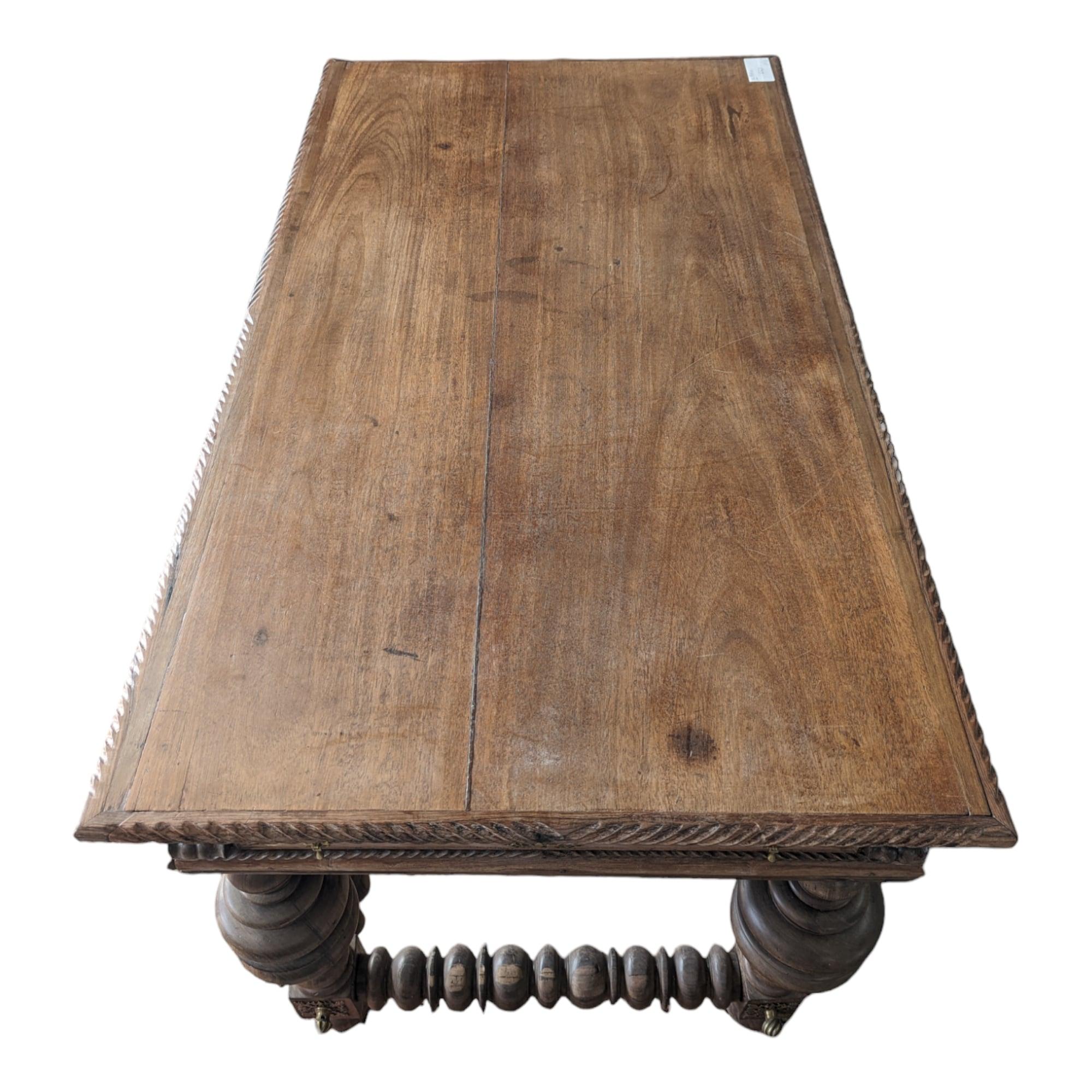 19th Century Rosewood Dining Table  For Sale 4
