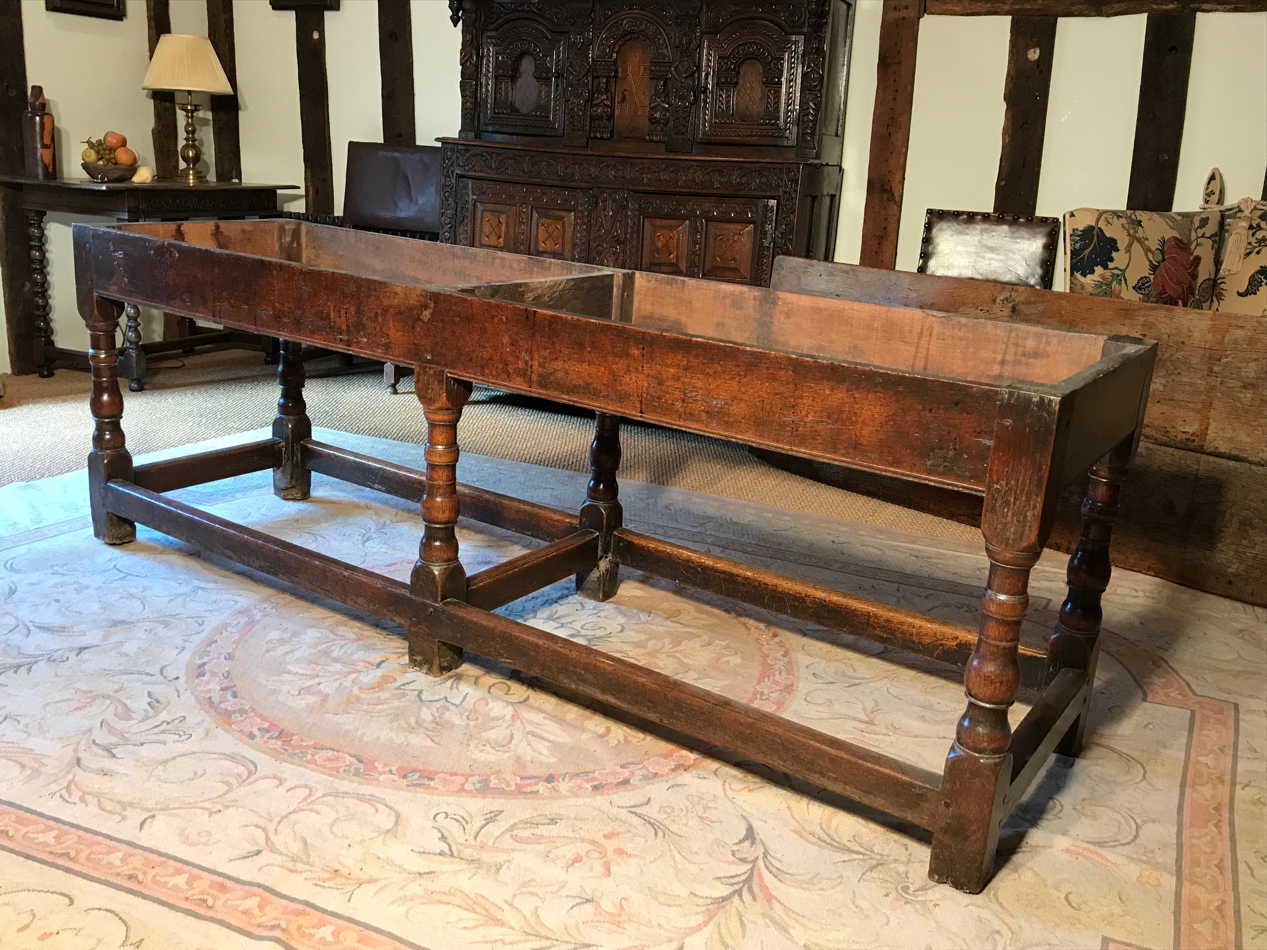 Table Refectory Reversible Top Patinated & Unpatinated Oak 6 Turned Legs For Sale 5