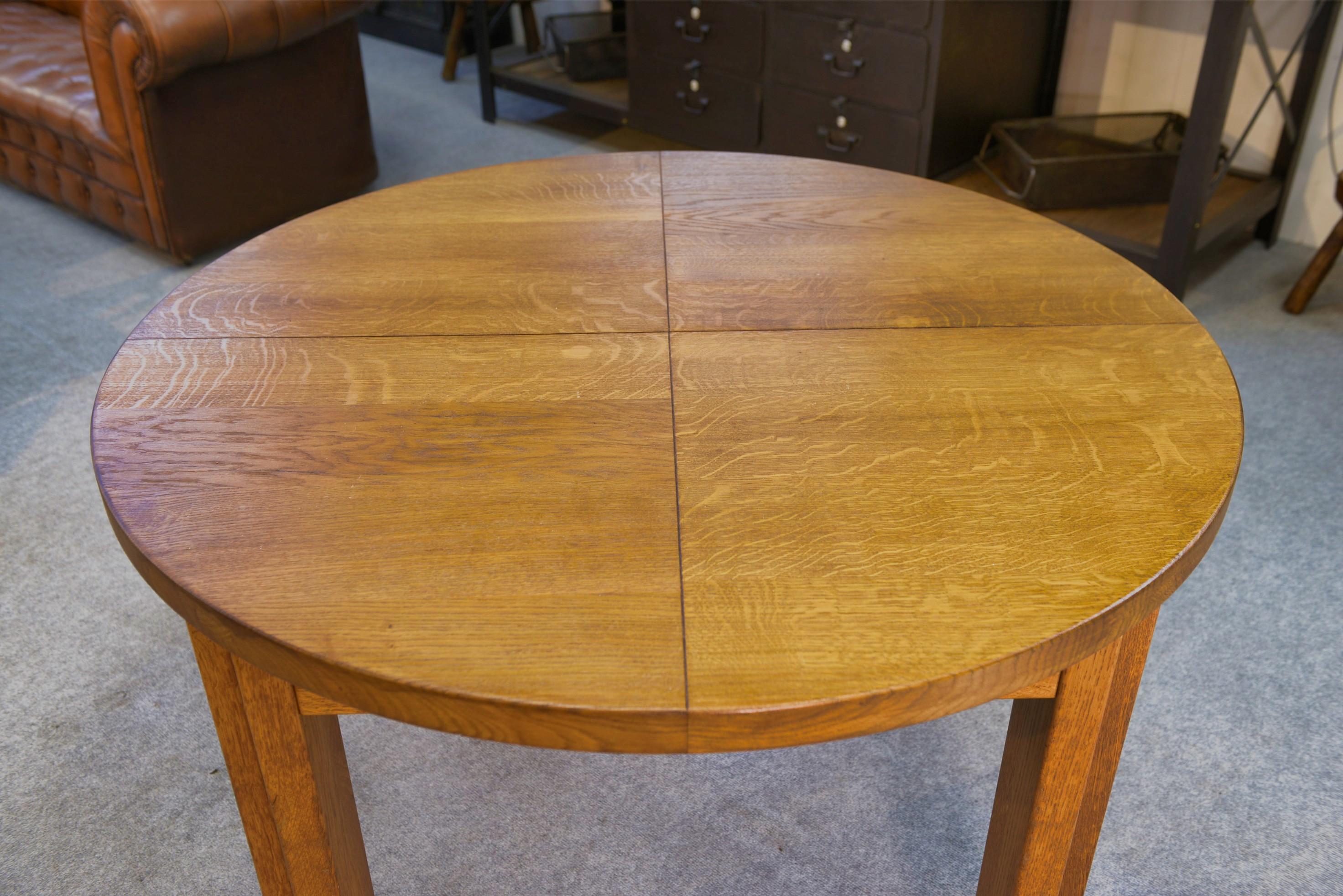 Tisch aus Massivholz von Maison Regain, 1970er Jahre im Angebot 1