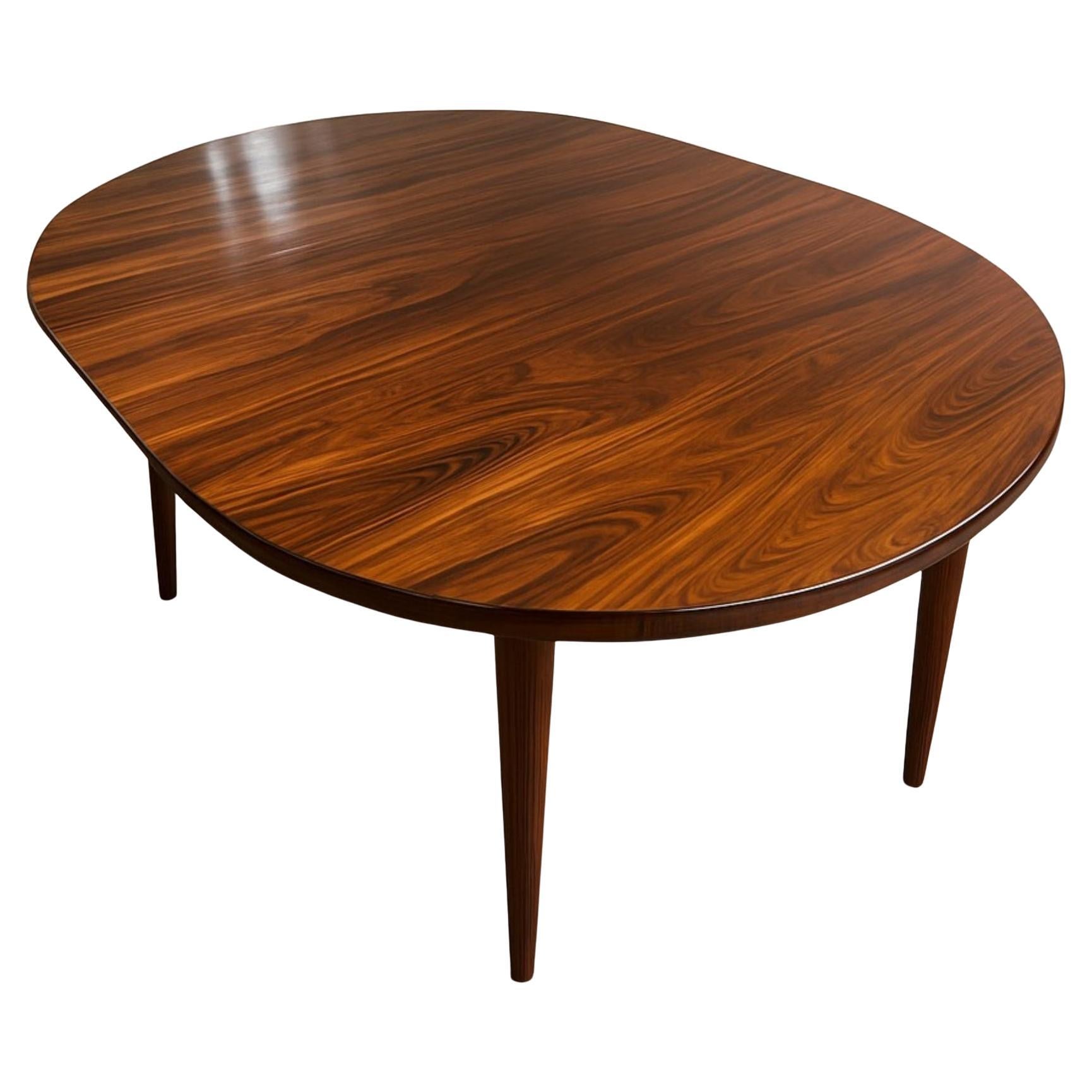 Table ronde palissandre par Henning Kjaernulf im Angebot