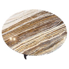 Table, table d'appoint ronde Design, plateau en marbre, structure en frêne de tabac, Italie