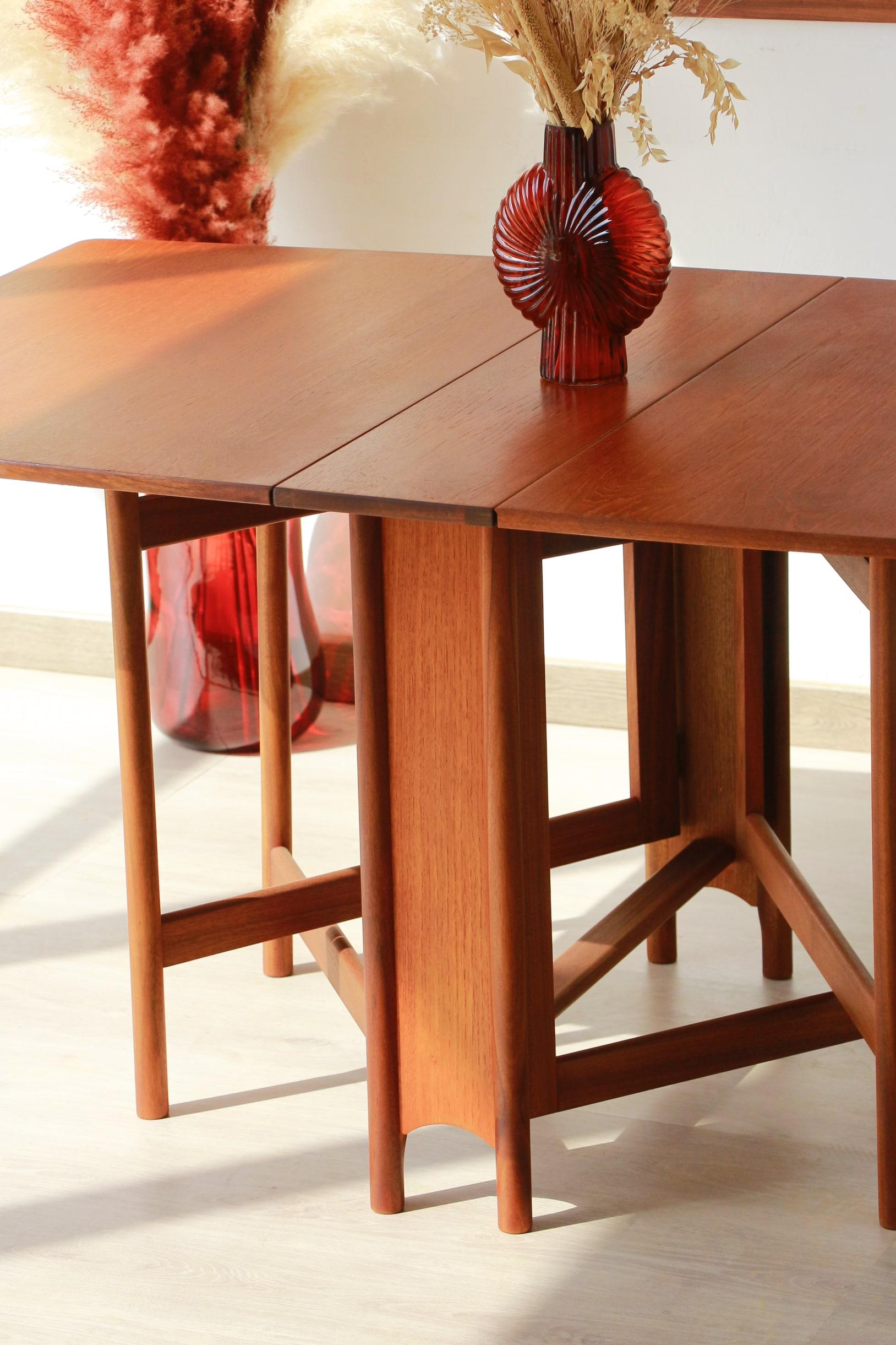 Table scandinave à abattants rectangulaire - McIntosh For Sale 1