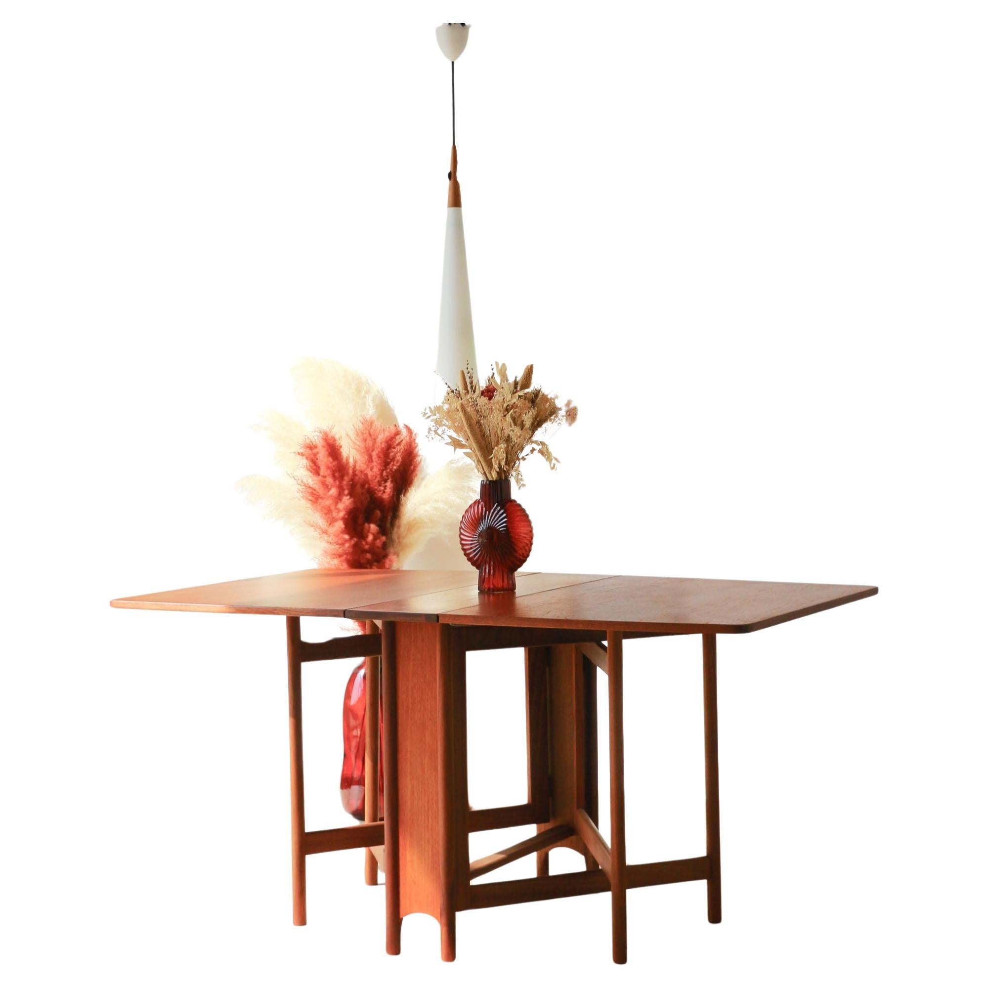 Table scandinave à abattants rectangulaire - McIntosh For Sale