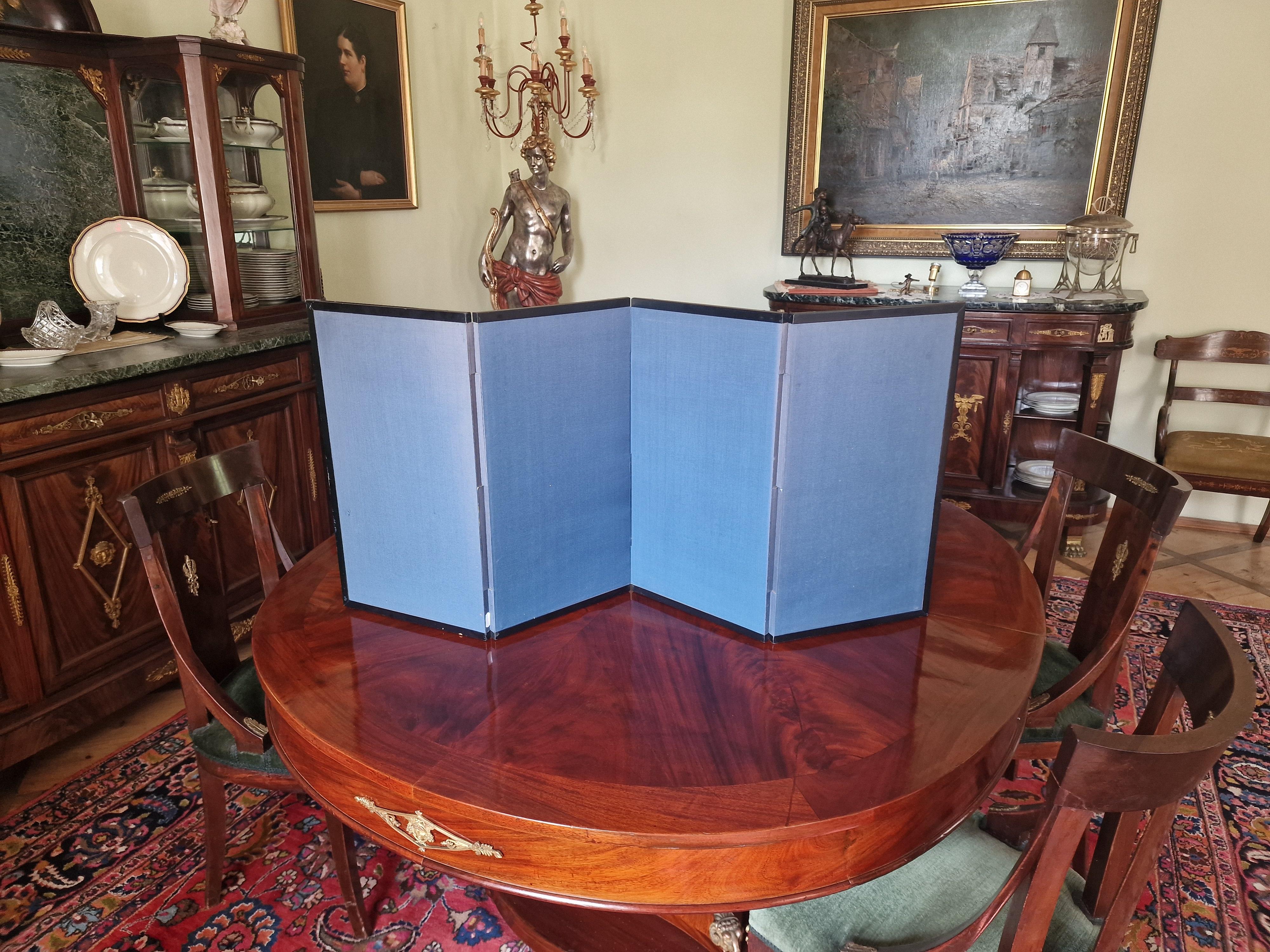 Table screen Chinese screen with painting on silk For Sale 3