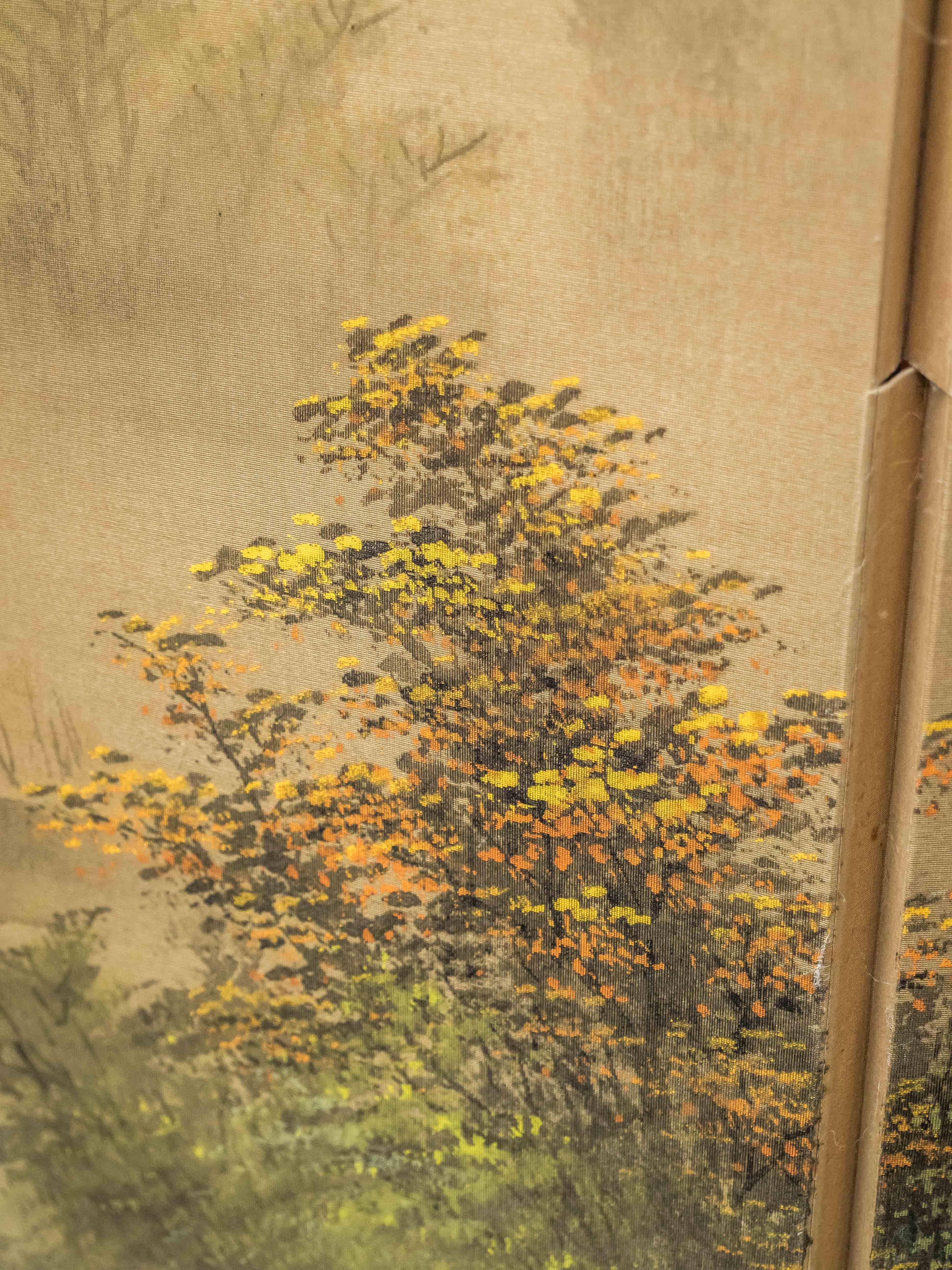 Table screen Chinese screen with painting on silk In Good Condition For Sale In STRAČOV, CZ