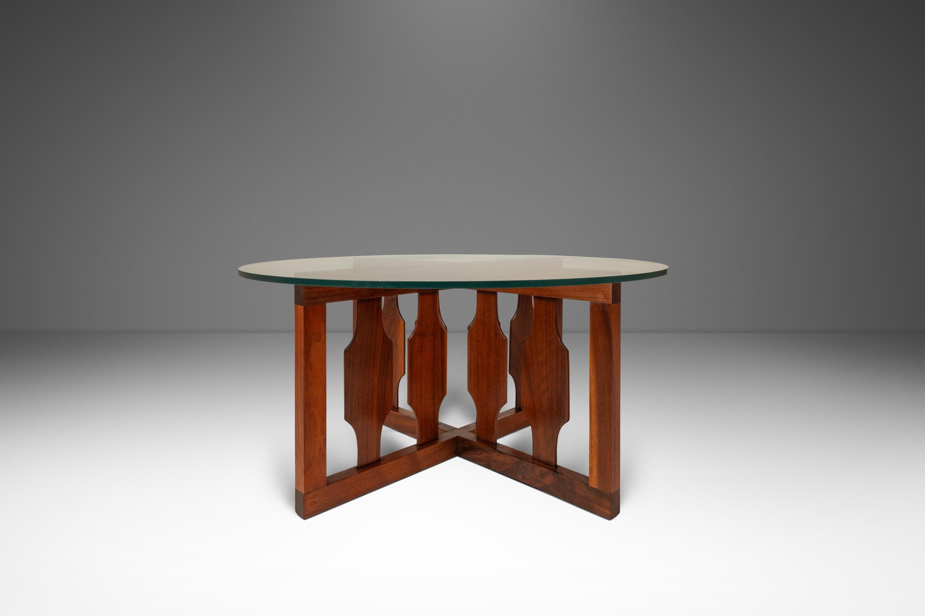 Table et ensemble de 4 tabourets 